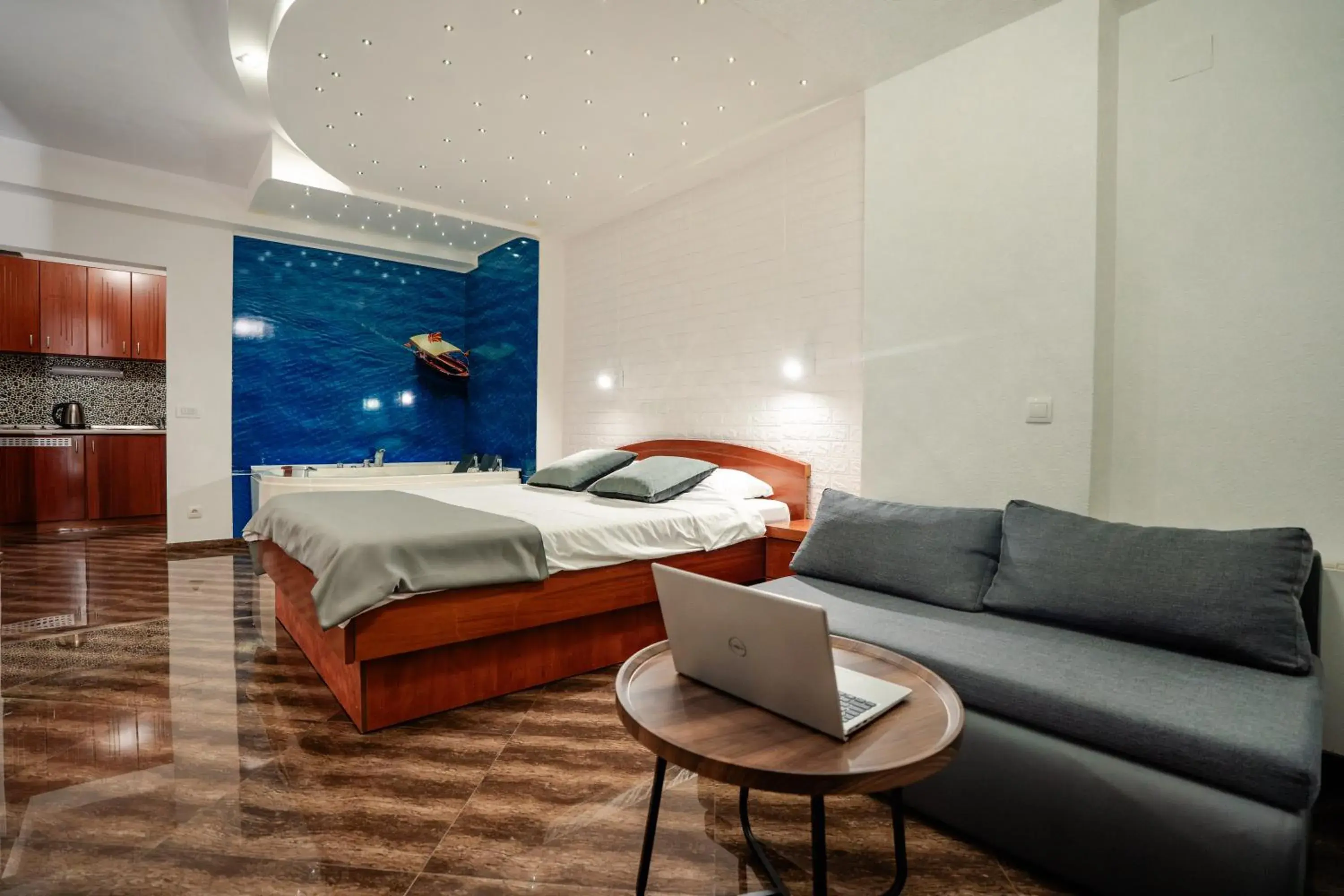 Studio with Spa Bath and Balcony in Villa Maki Studio with Spa Bath and Balcony in Villa Maki