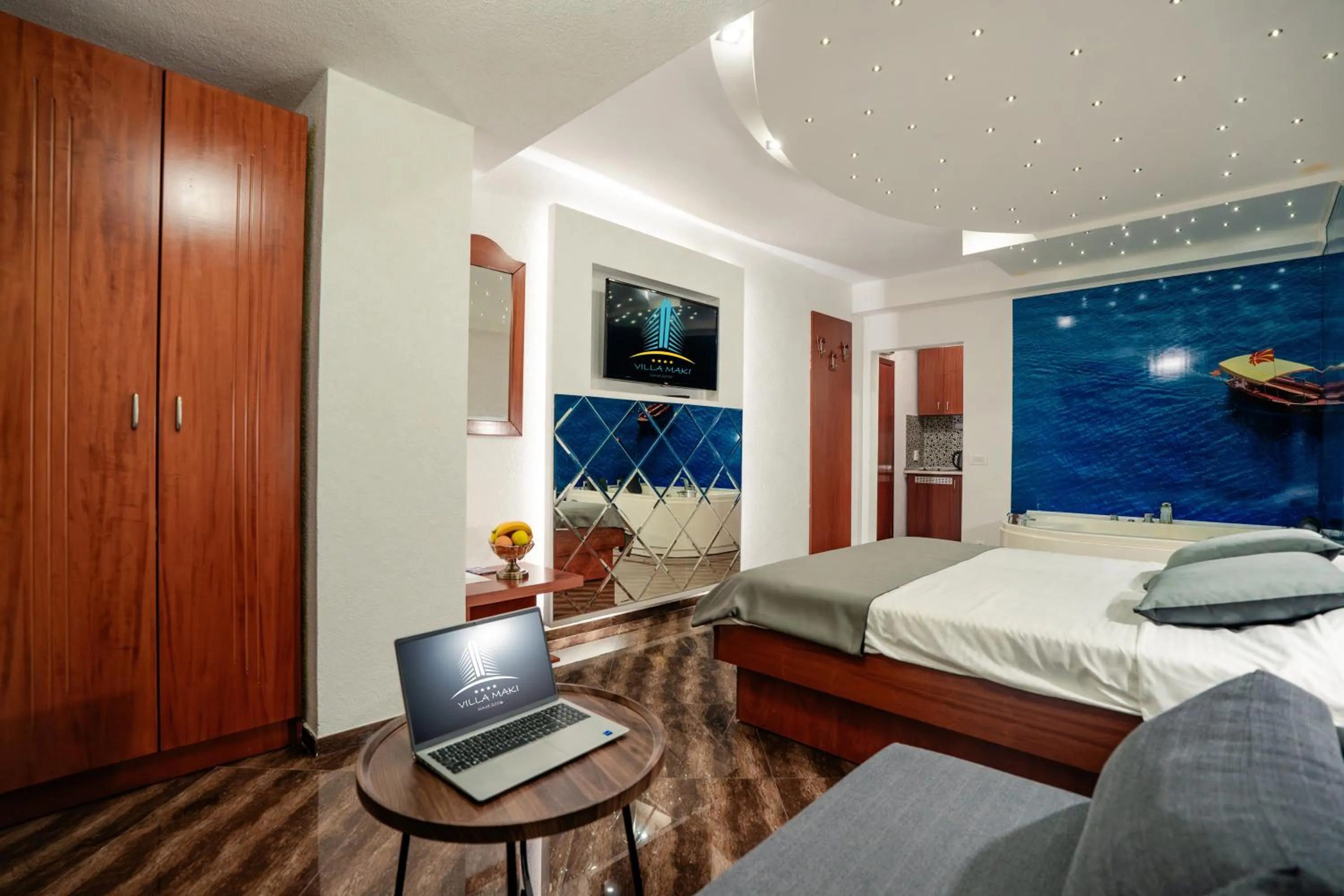 Bed in Villa Maki