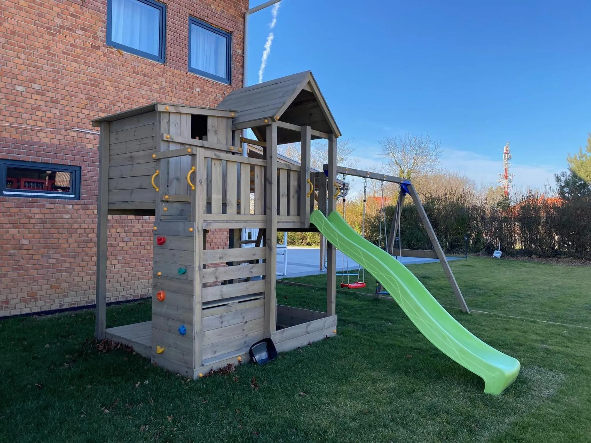 Children play ground in Rómahegy Rendezvényház