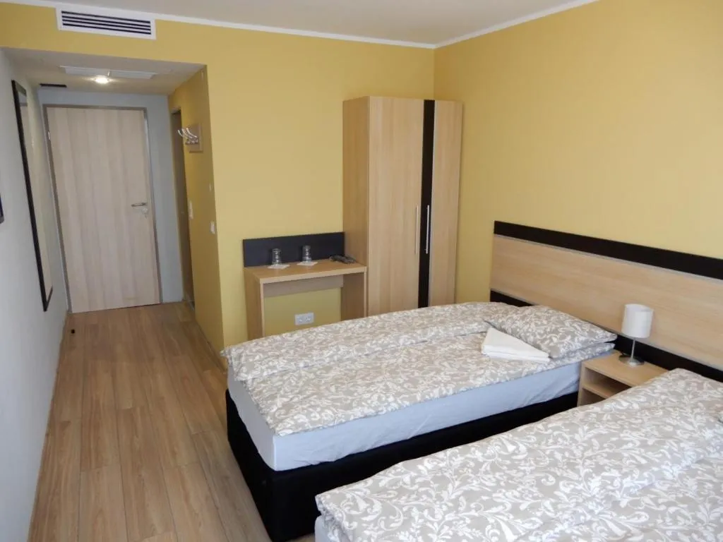 Bed in Rómahegy Rendezvényház