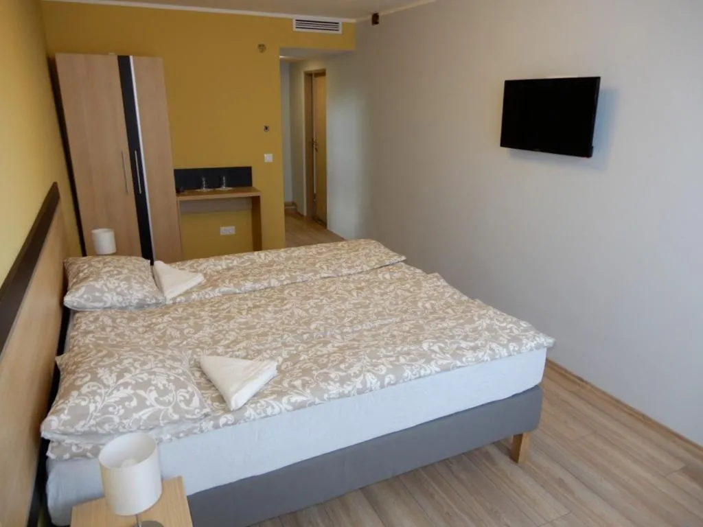 Bed in Rómahegy Rendezvényház