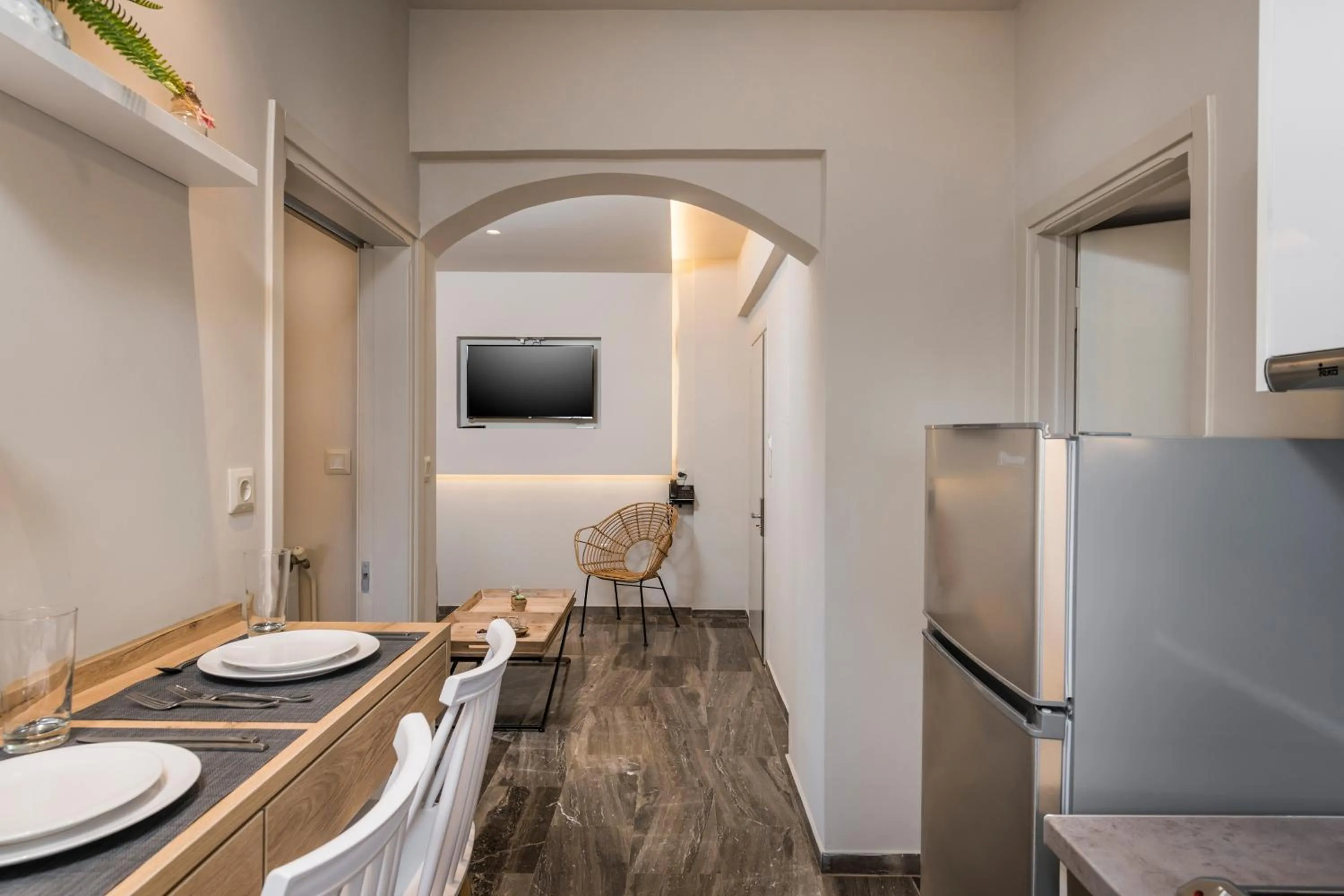 Kitchen or kitchenette in Sun Ray Luxury Apartments