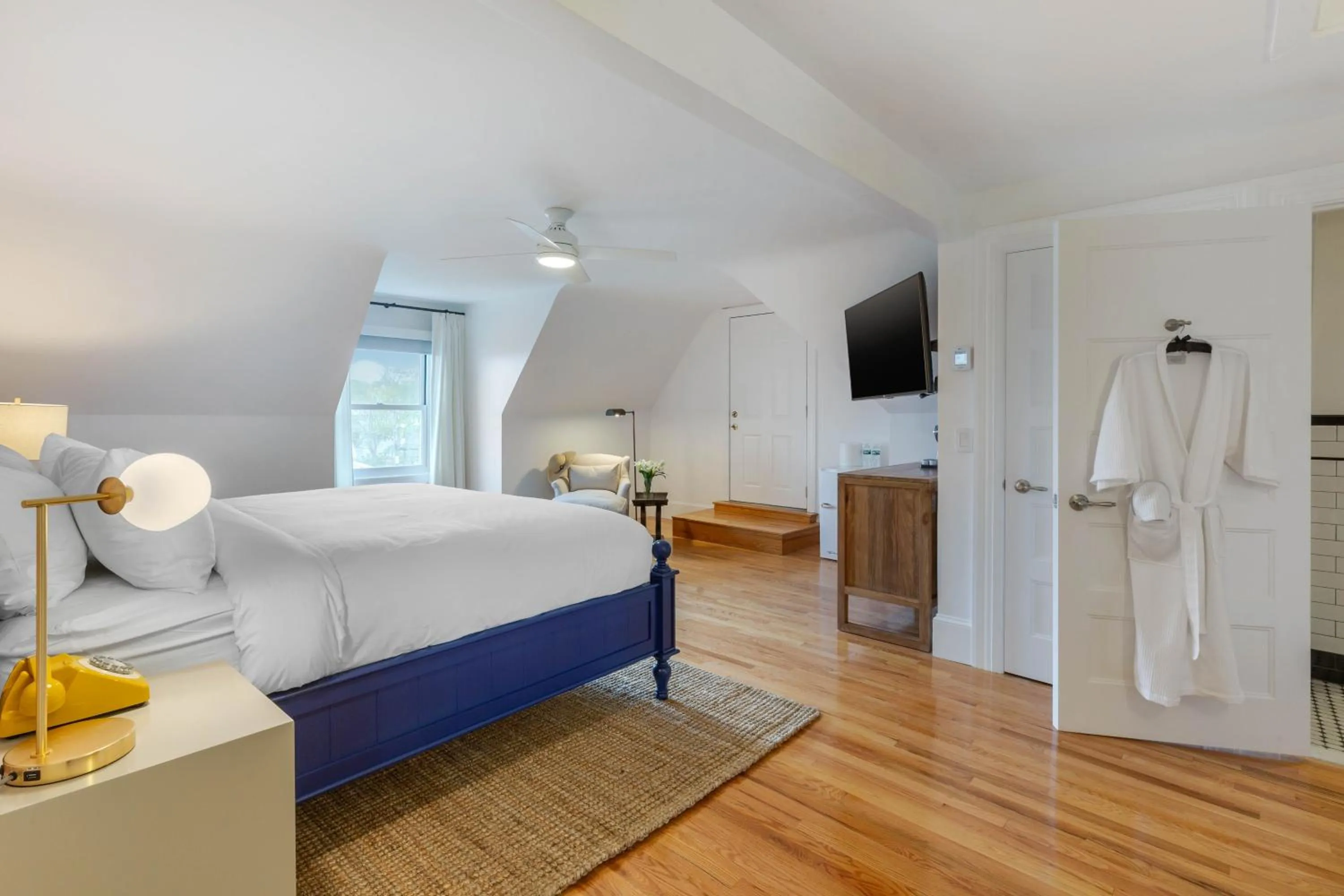 Bedroom, Bed in The Shore House