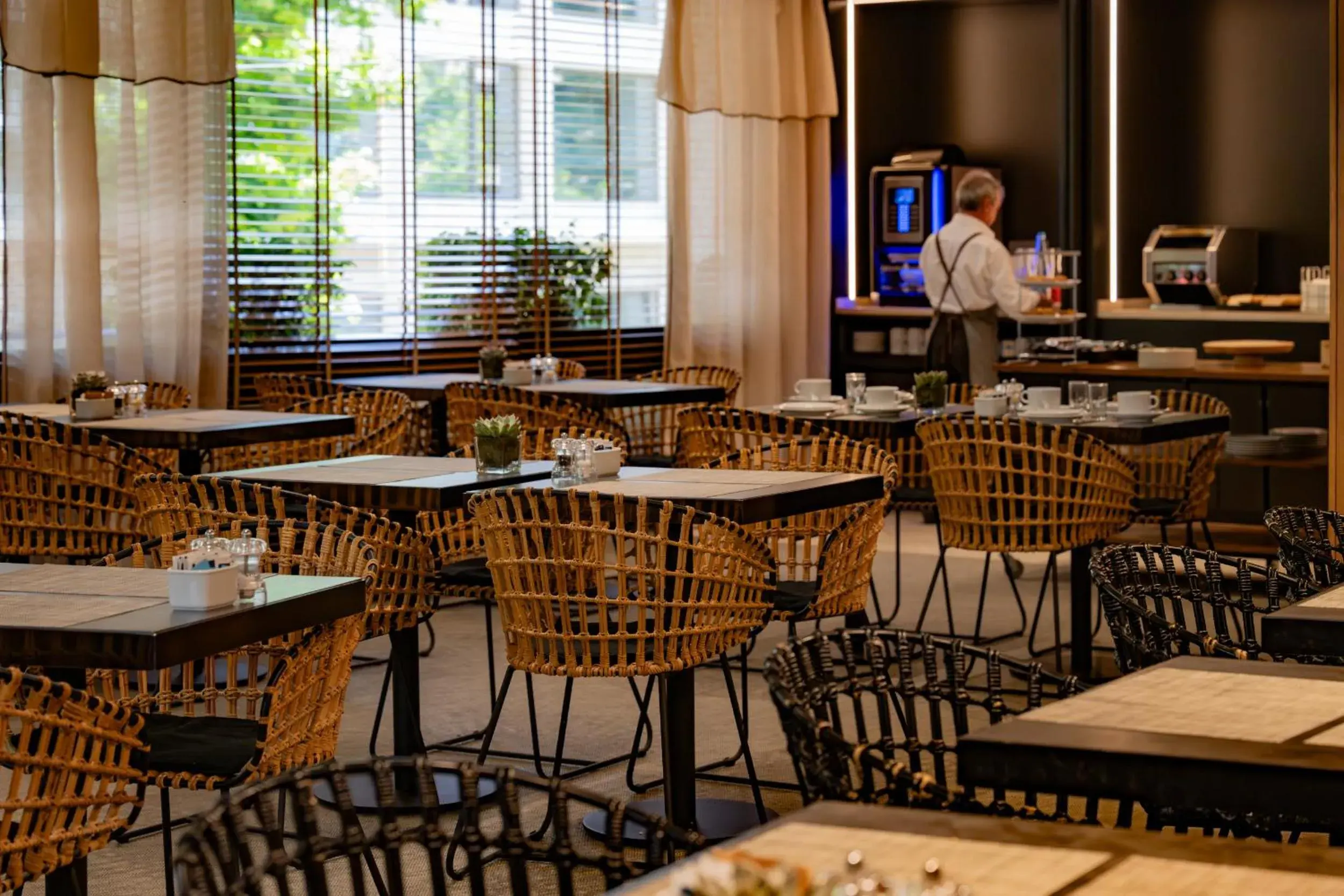 Lounge or bar in Hotel Dom Carlos Park Lounge or bar in Hotel Dom Carlos Park