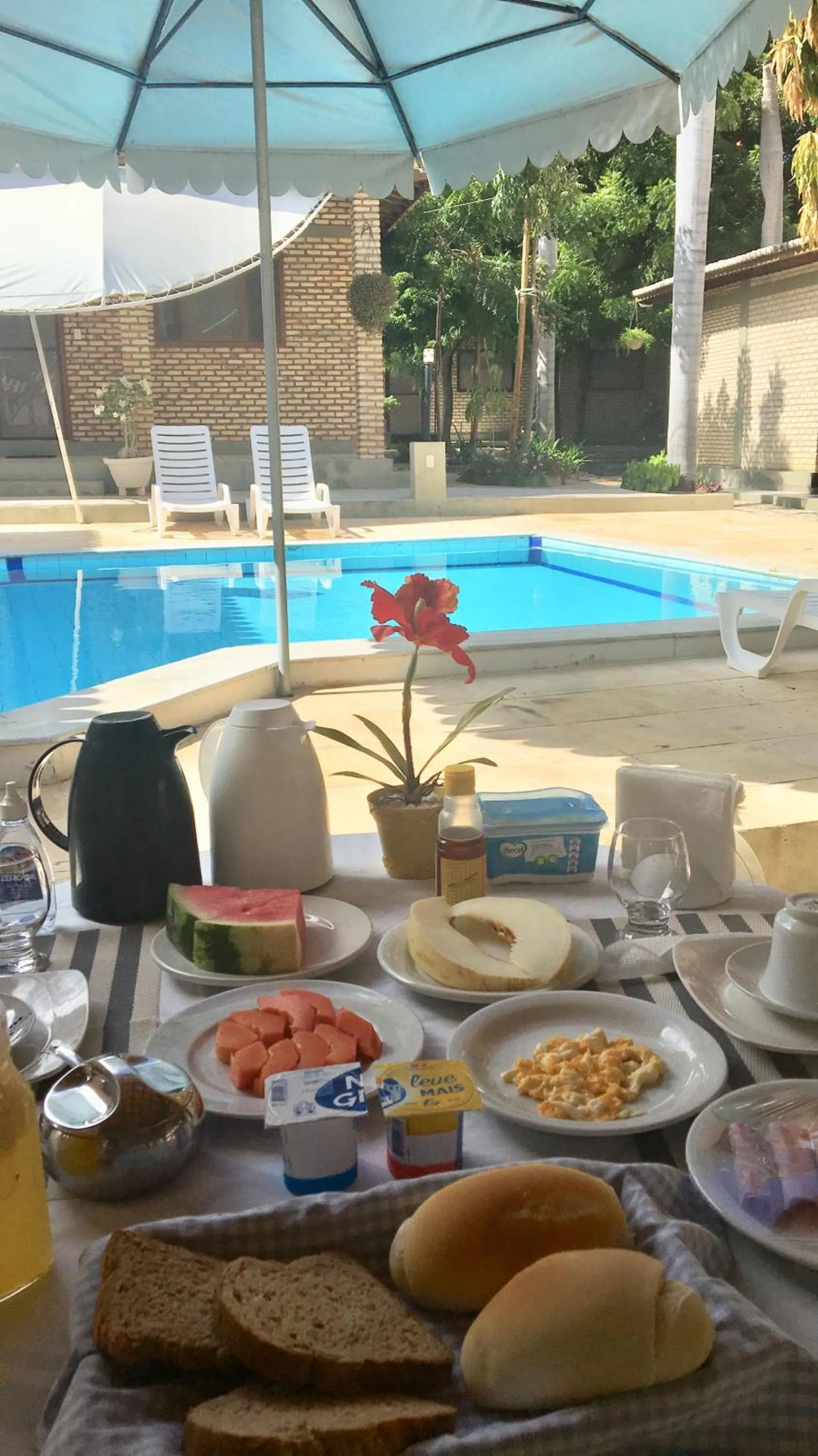 Breakfast in Hotel - Apart-hotel Chalé Executivo