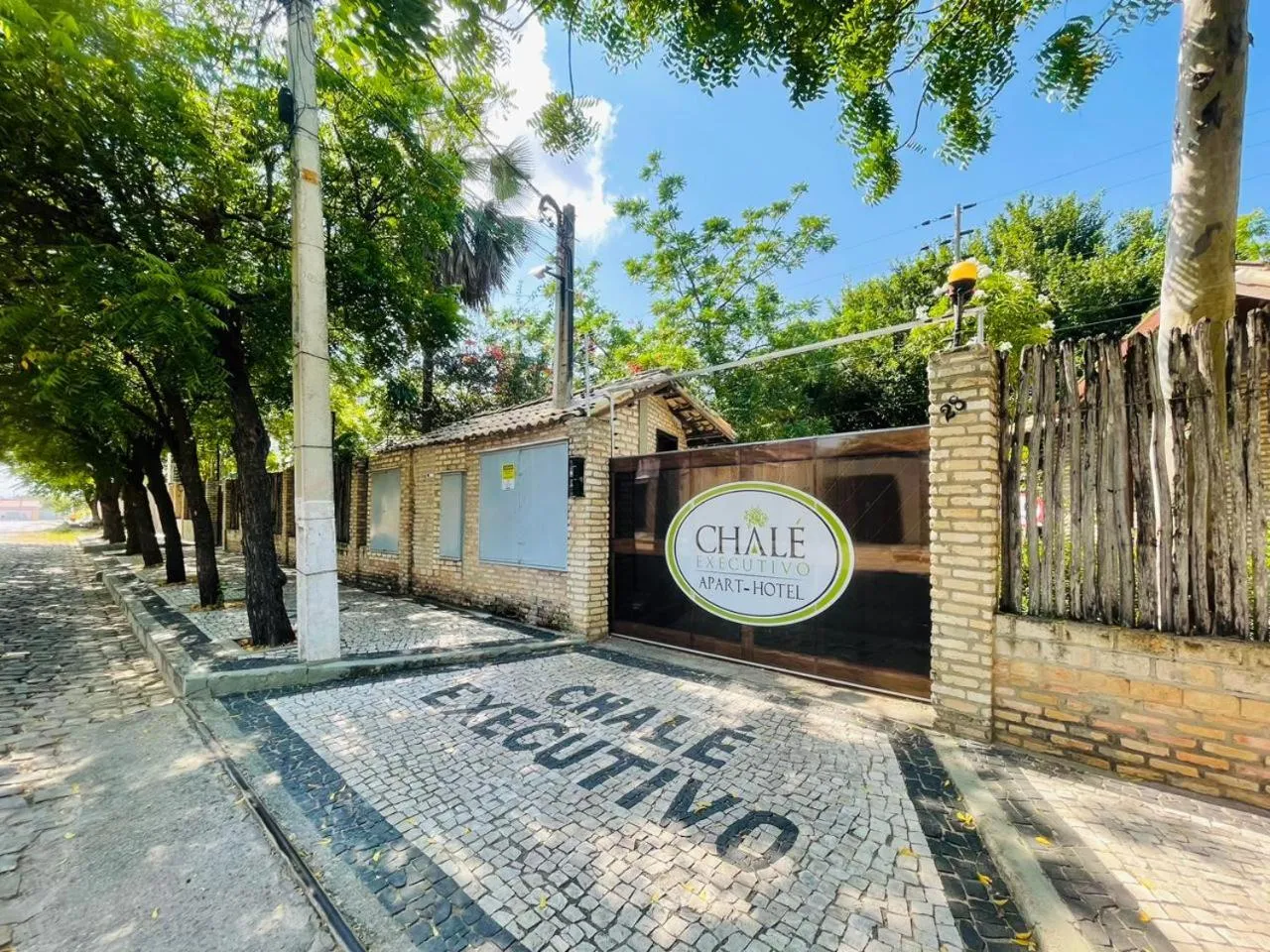 Property building in Hotel - Apart-hotel Chalé Executivo