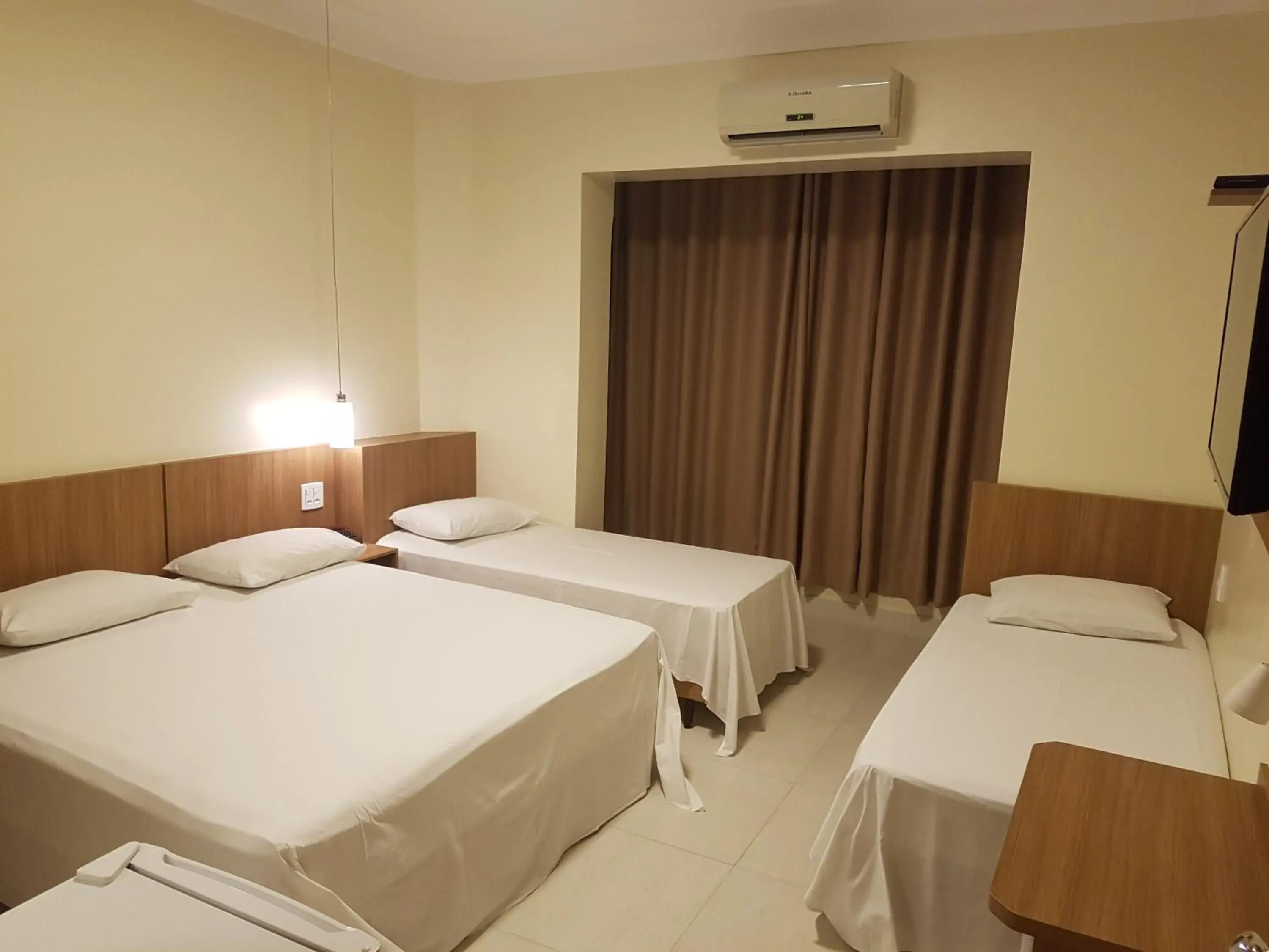 Quadruple Room in Oft Place Hotel Quadruple Room in Oft Place Hotel