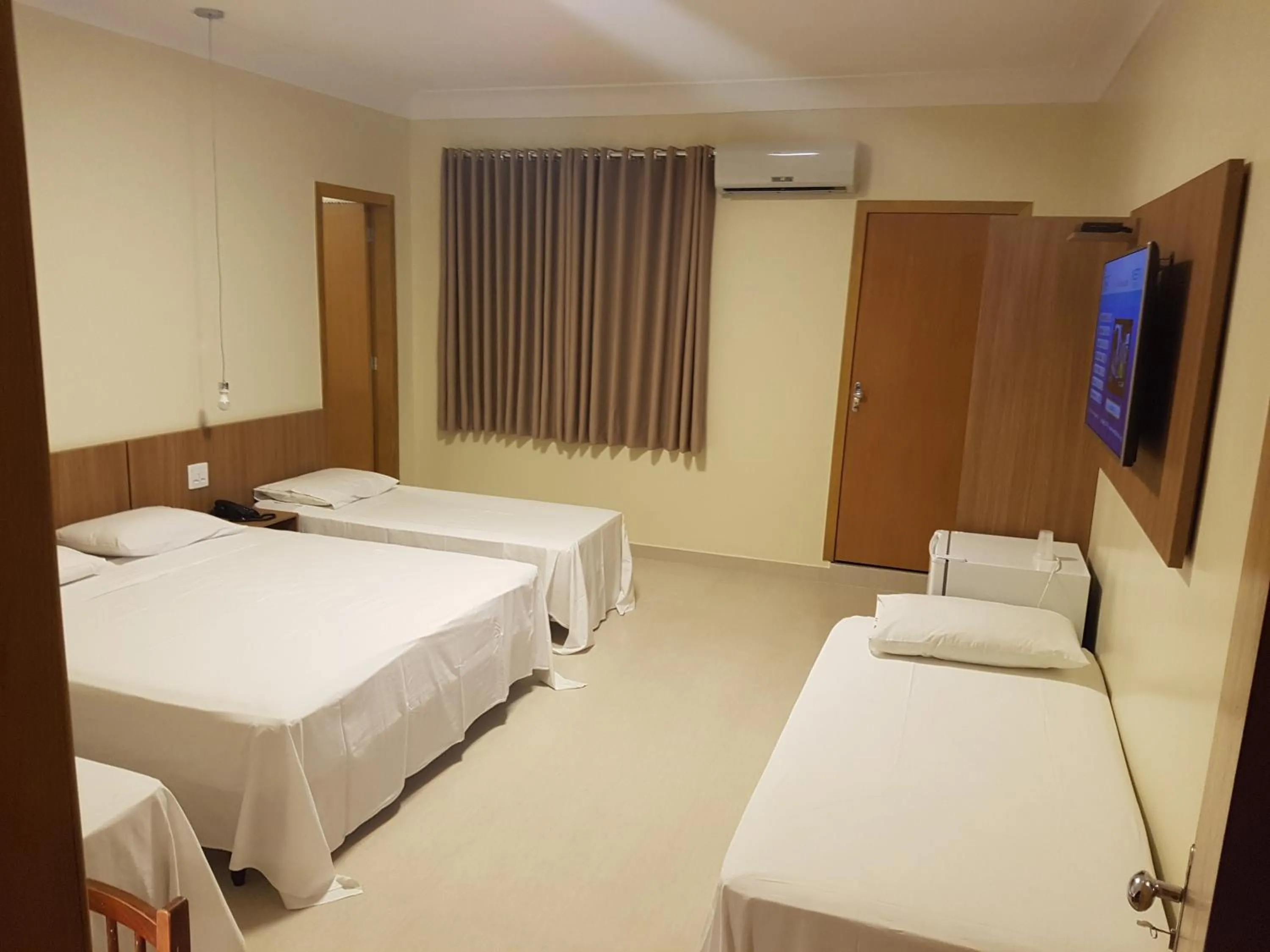 Bed in Oft Place Hotel