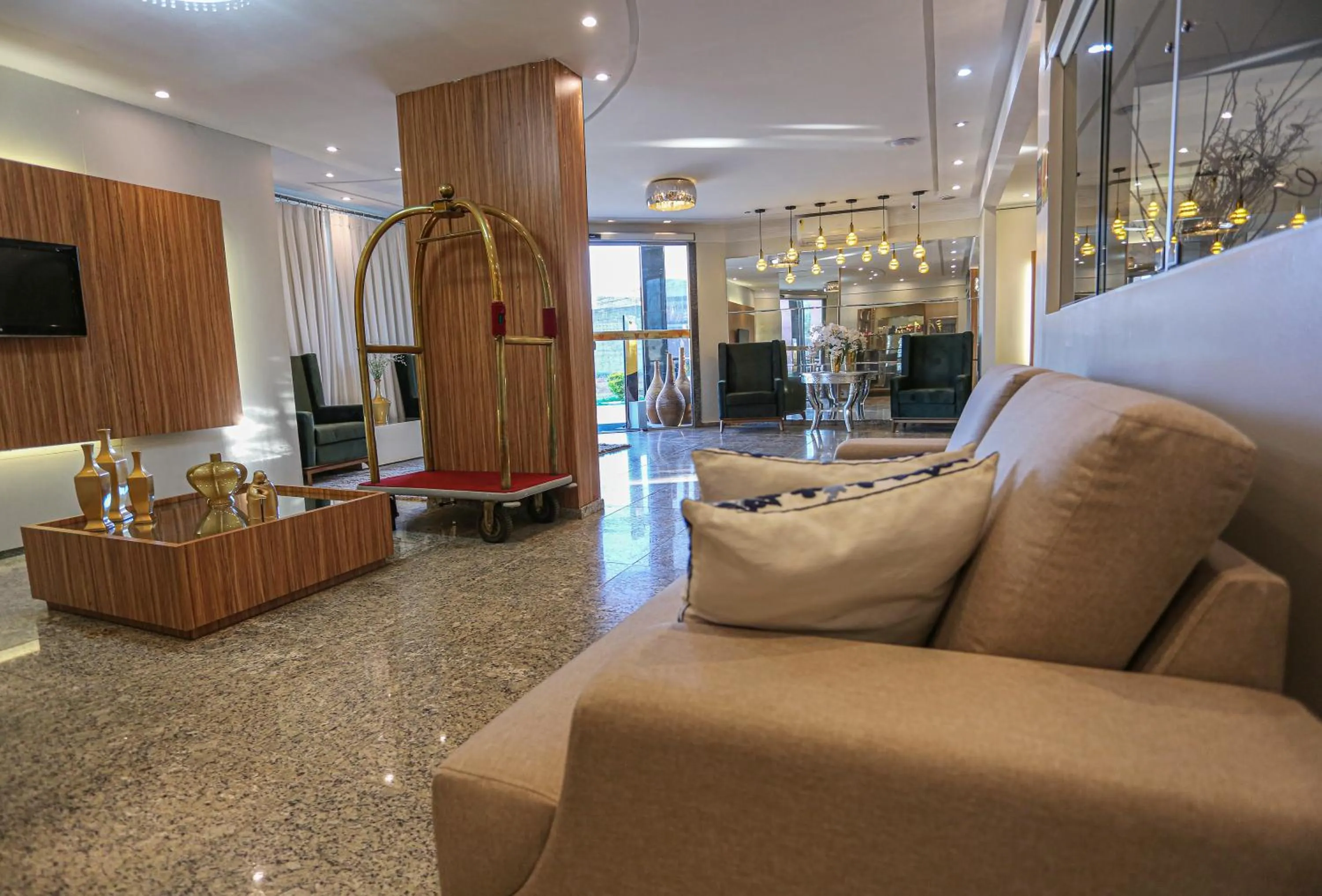 Lobby or reception in Vitoria Palace Hotel