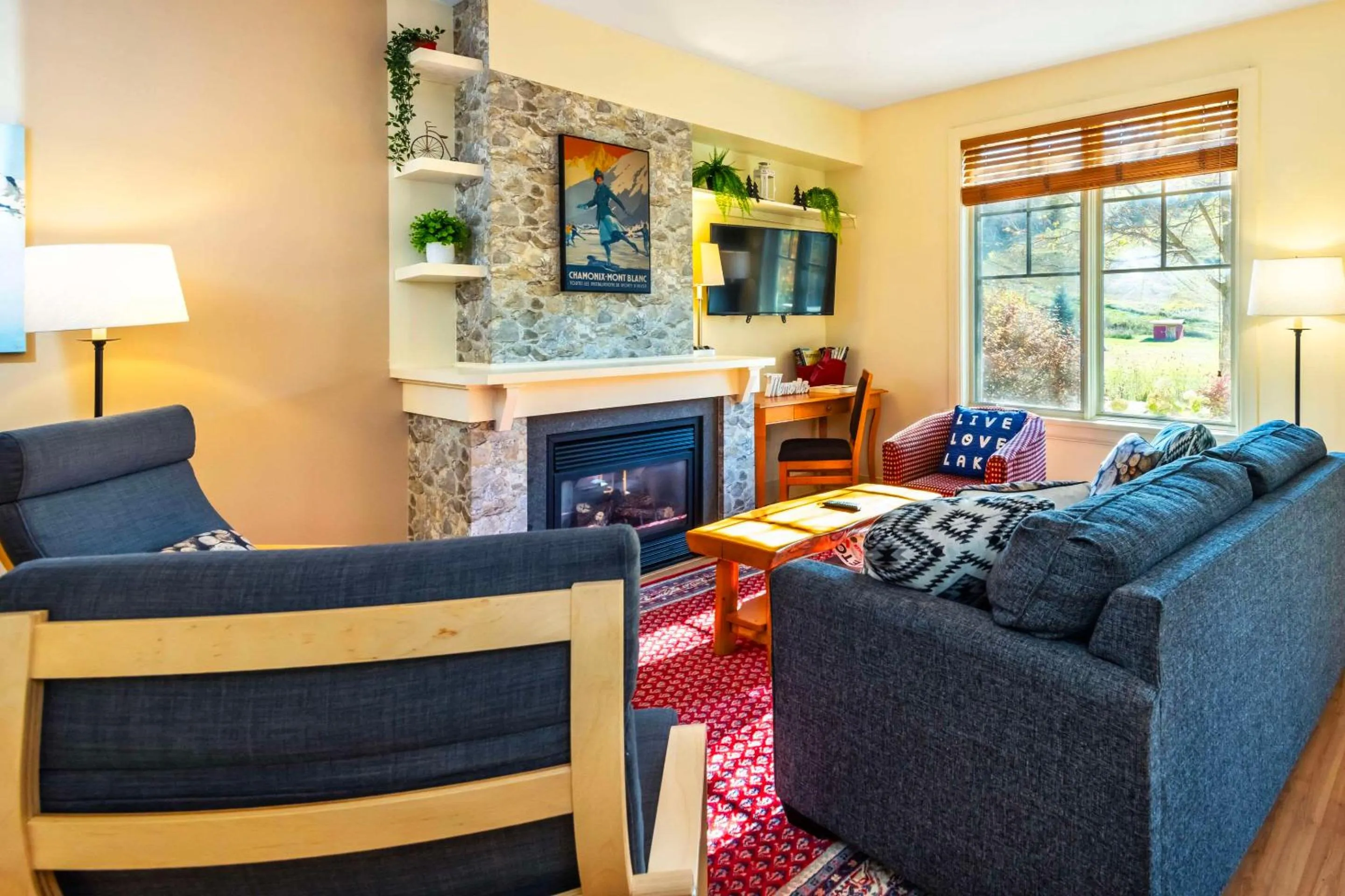 Bedroom in Calabogie Peaks Hotel, Ascend Hotel Member