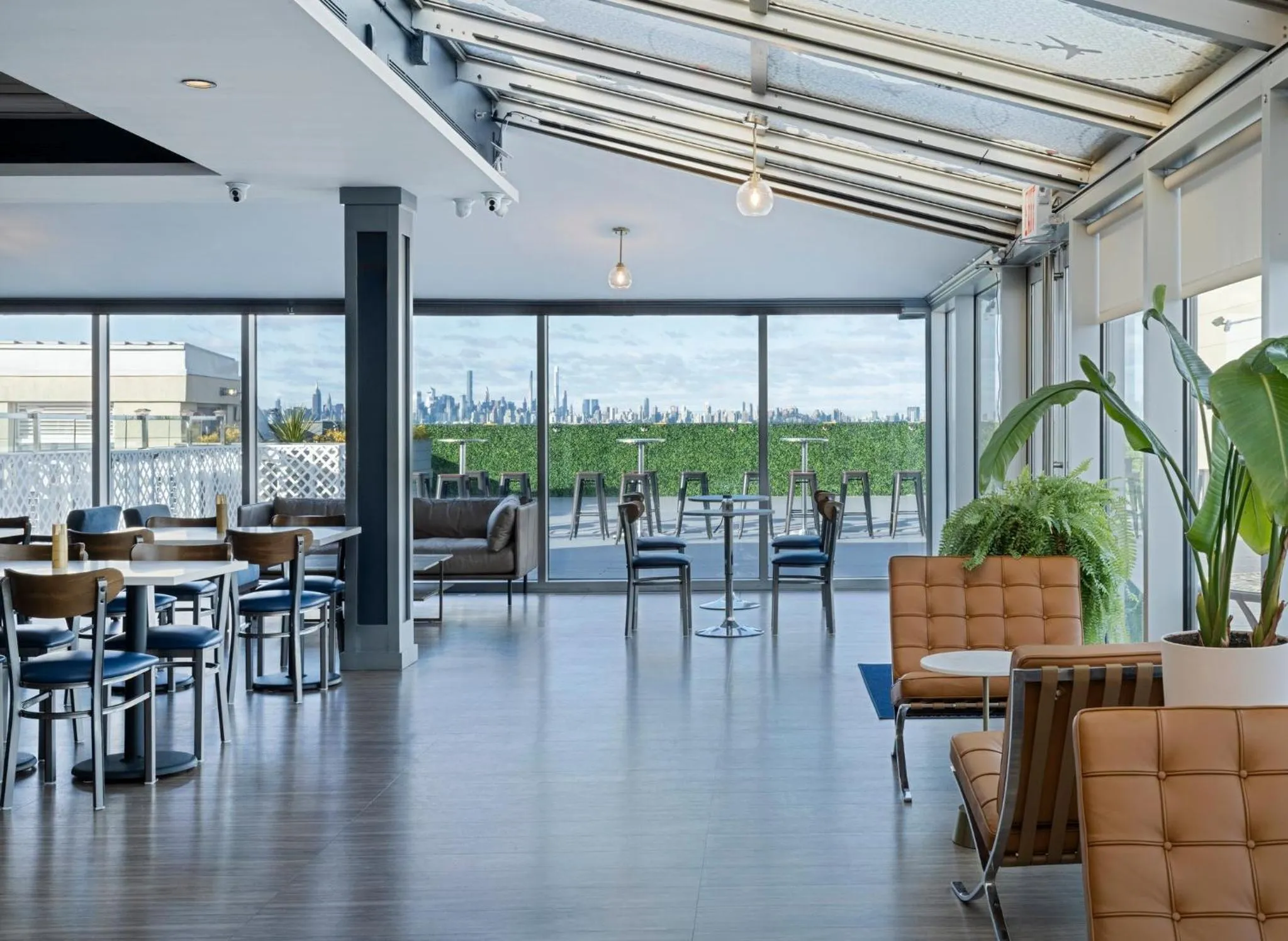 Restaurant/places to eat in voco Fiorello - LaGuardia Airport by IHG