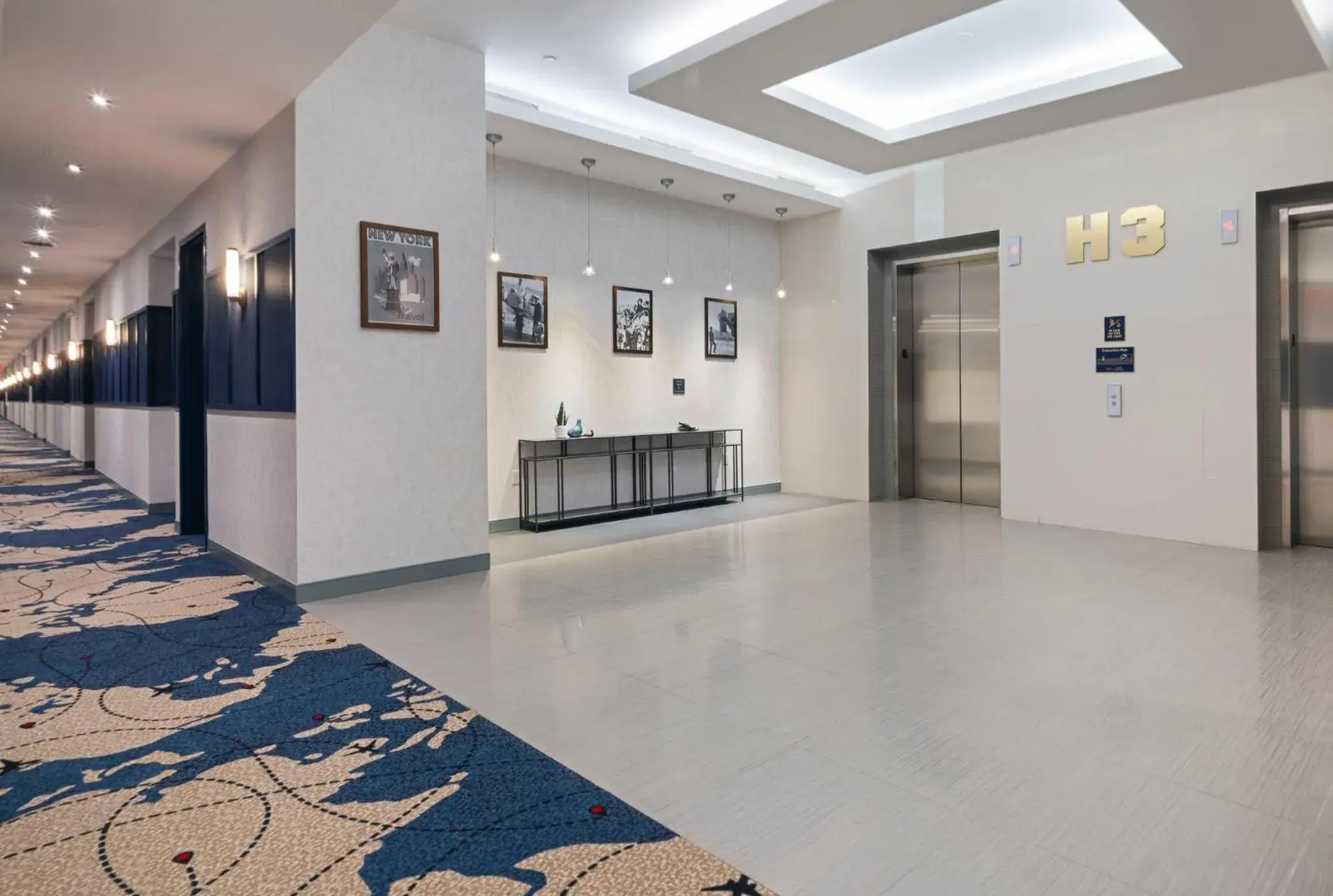 Property building in voco Fiorello - LaGuardia Airport by IHG Property building in voco Fiorello - LaGuardia Airport by IHG