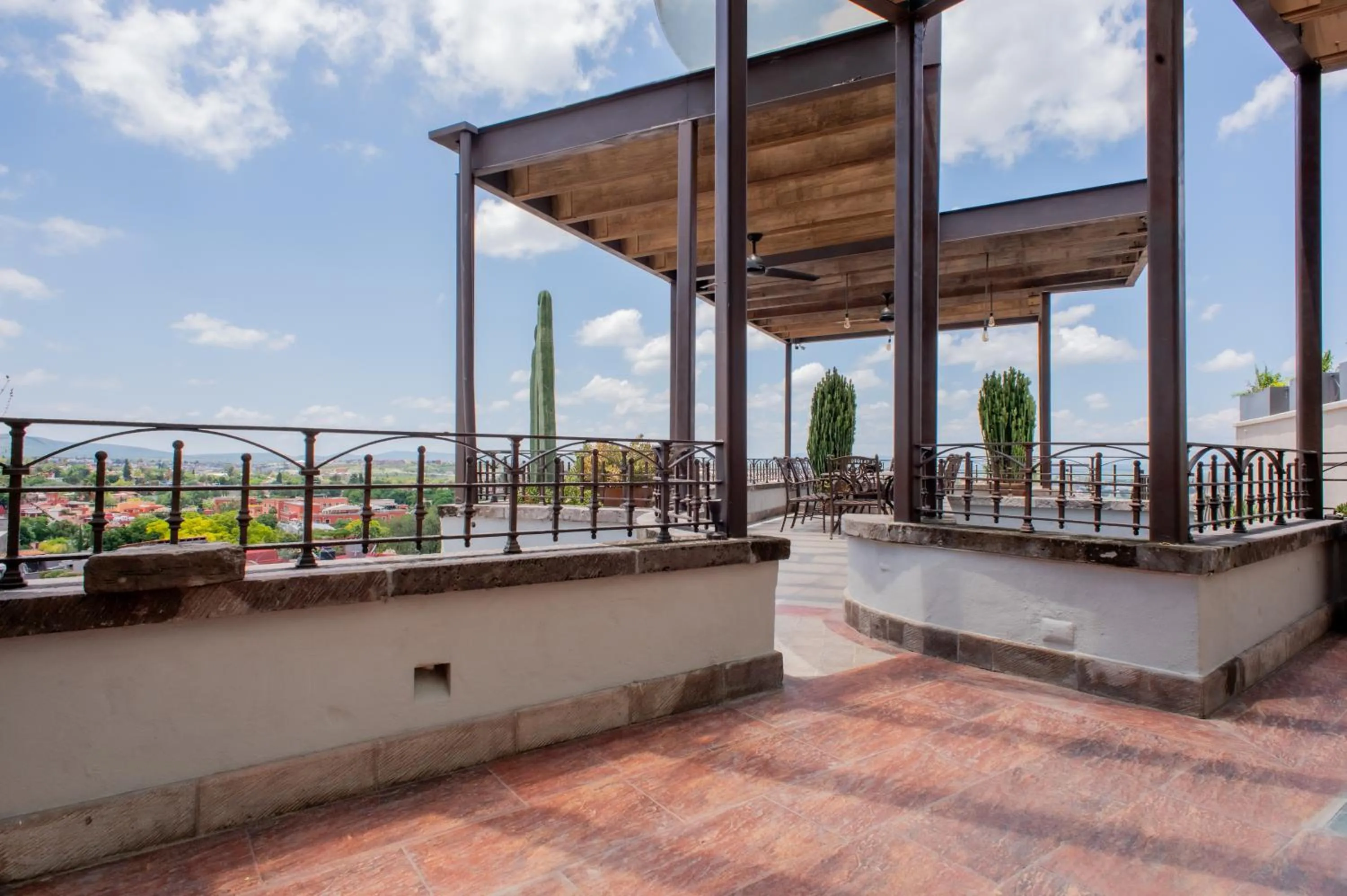 Property building in Casa Sollano 34