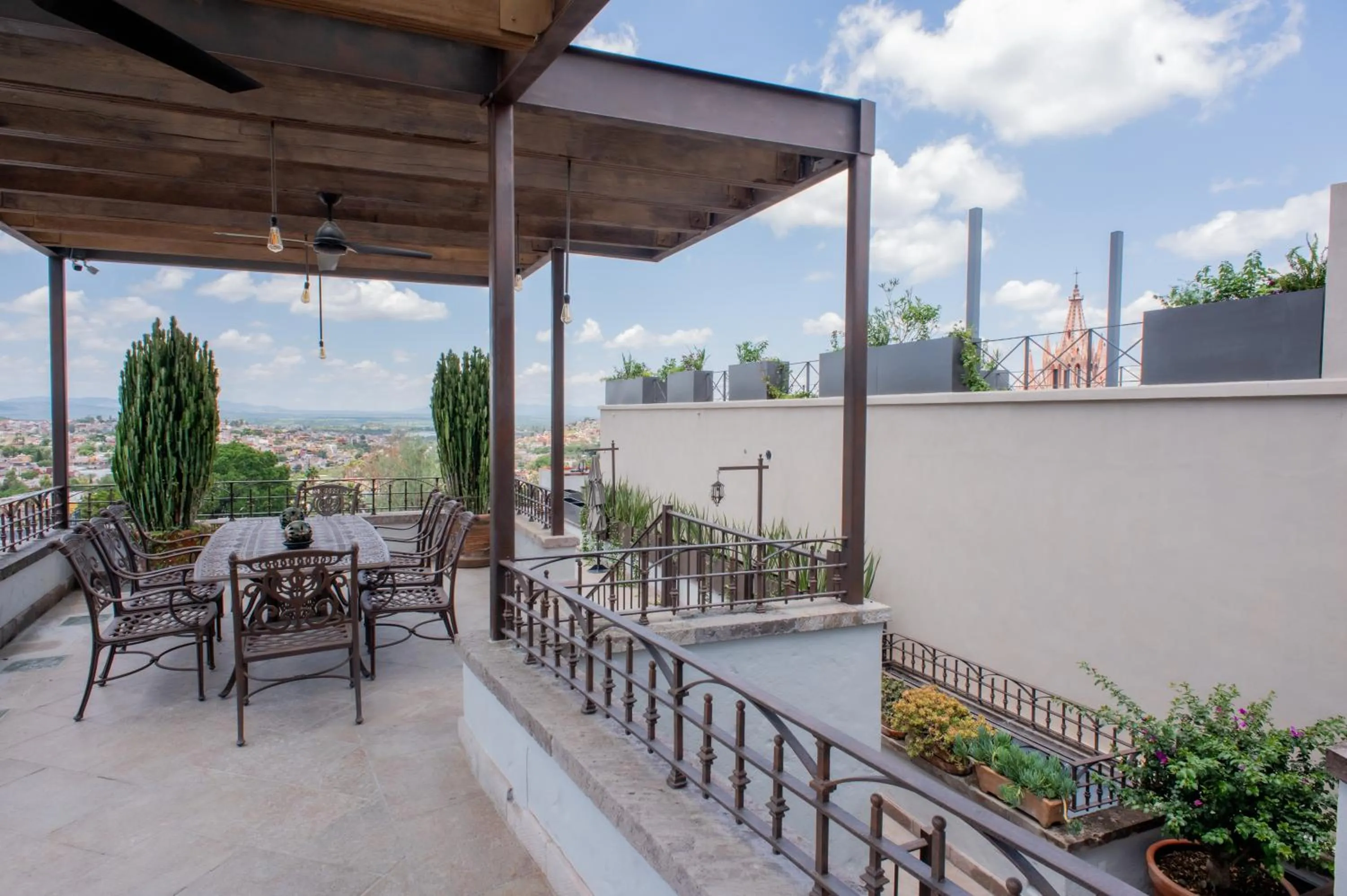 Property building in Casa Sollano 34