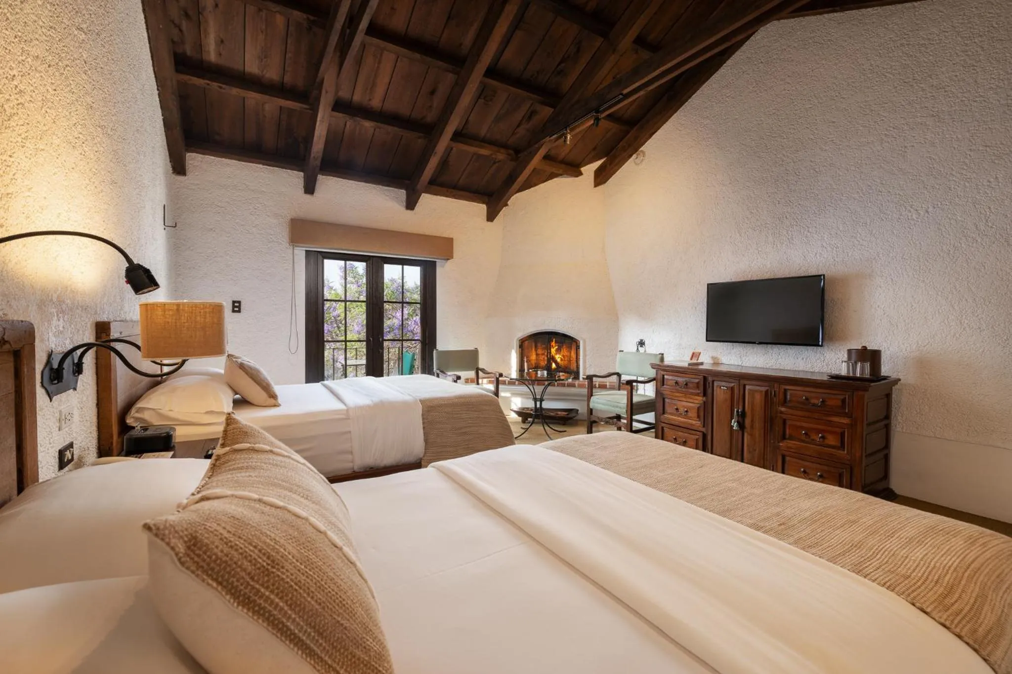 Photo of the whole room, Bed in Hotel Museo Spa Casa Santo Domingo