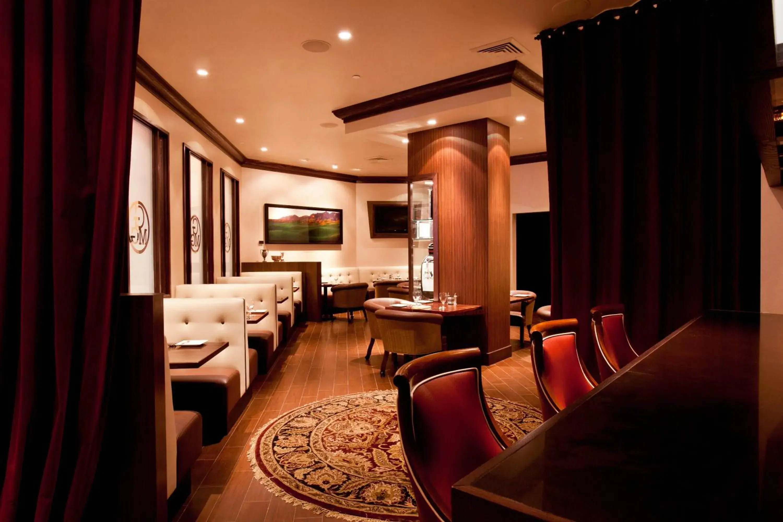 Restaurant/places to eat, Bed in Eureka Casino Resort Restaurant/places to eat, Bed in Eureka Casino Resort