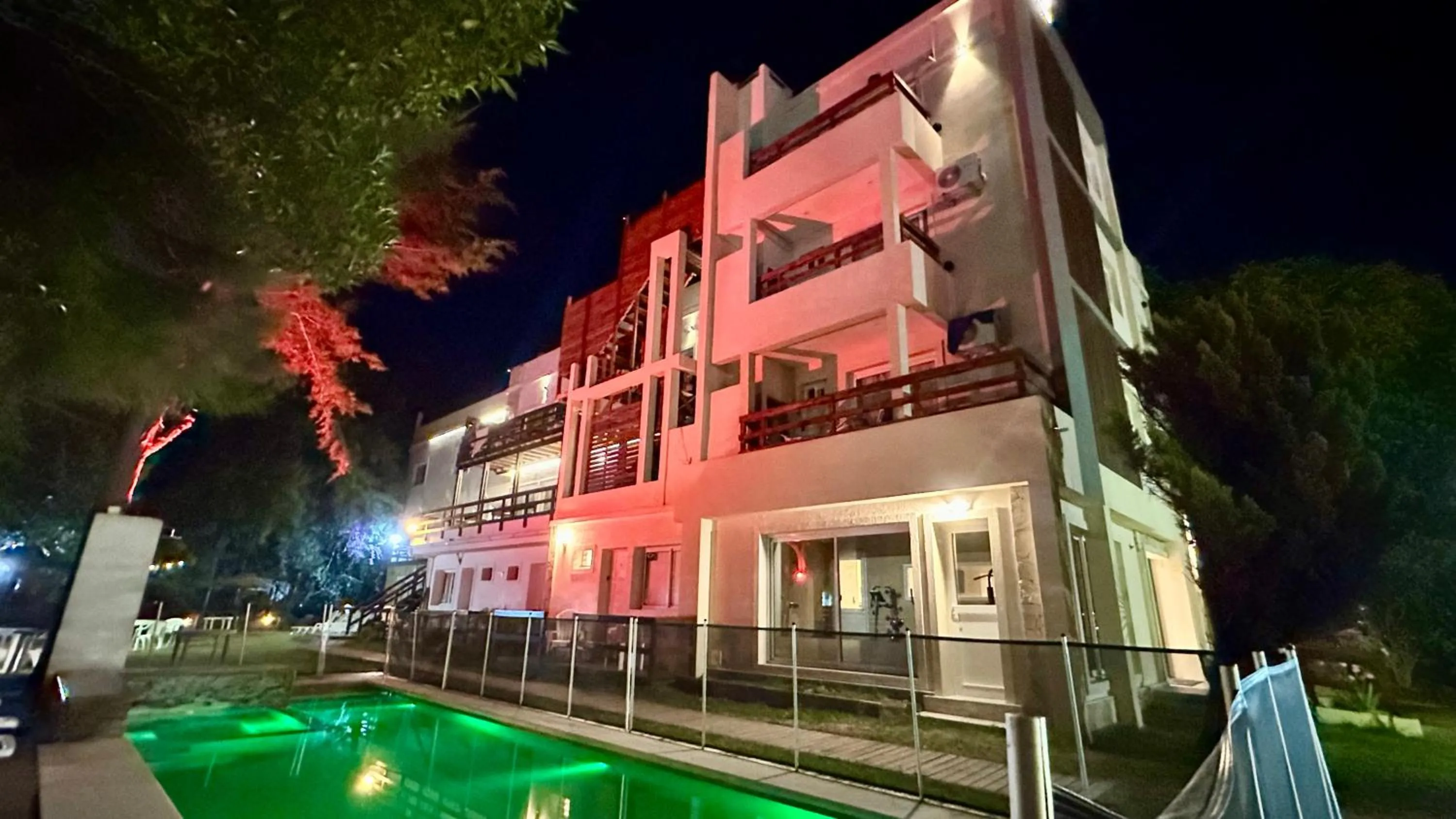 Ayres Village Apart