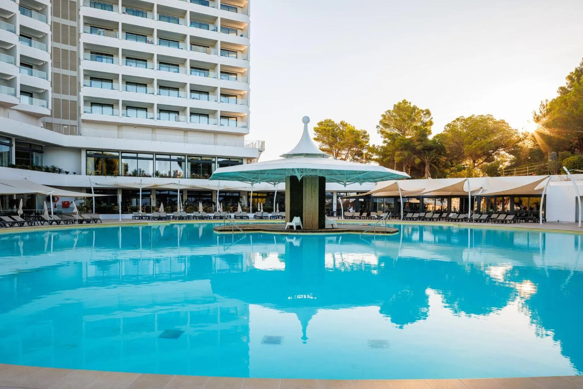 Swimming pool in Pestana Blue Alvor Beach - All Inclusive Hotel