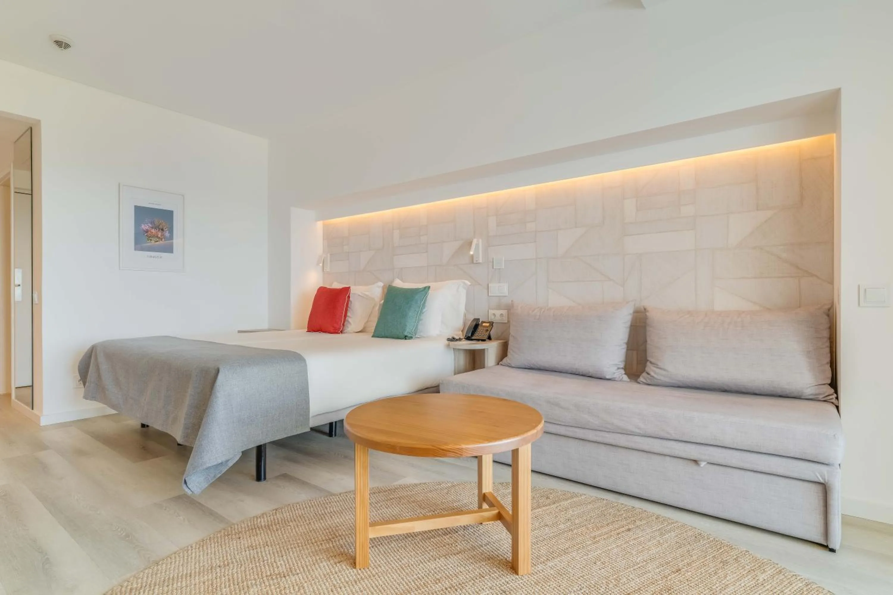 Bedroom, Bed in Pestana Blue Alvor Beach - All Inclusive Hotel