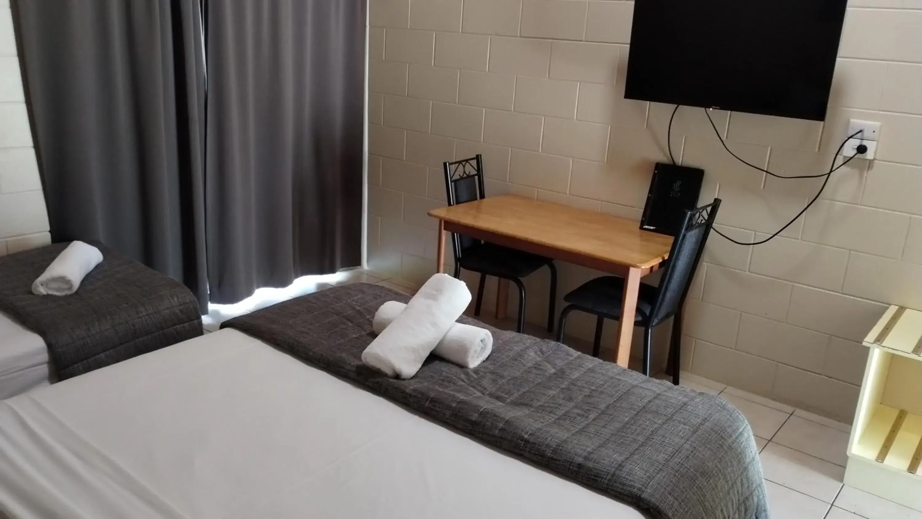 Superior Twin Room in Tully Motel Superior Twin Room in Tully Motel