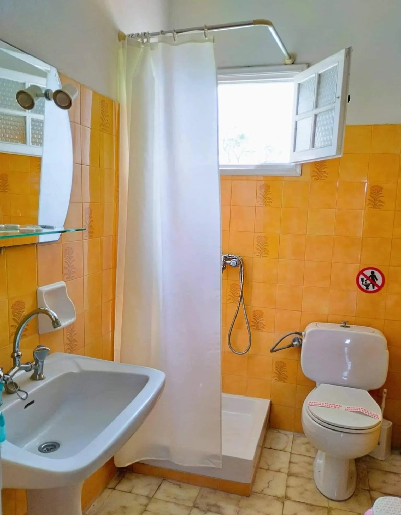 Alykes Family Resort