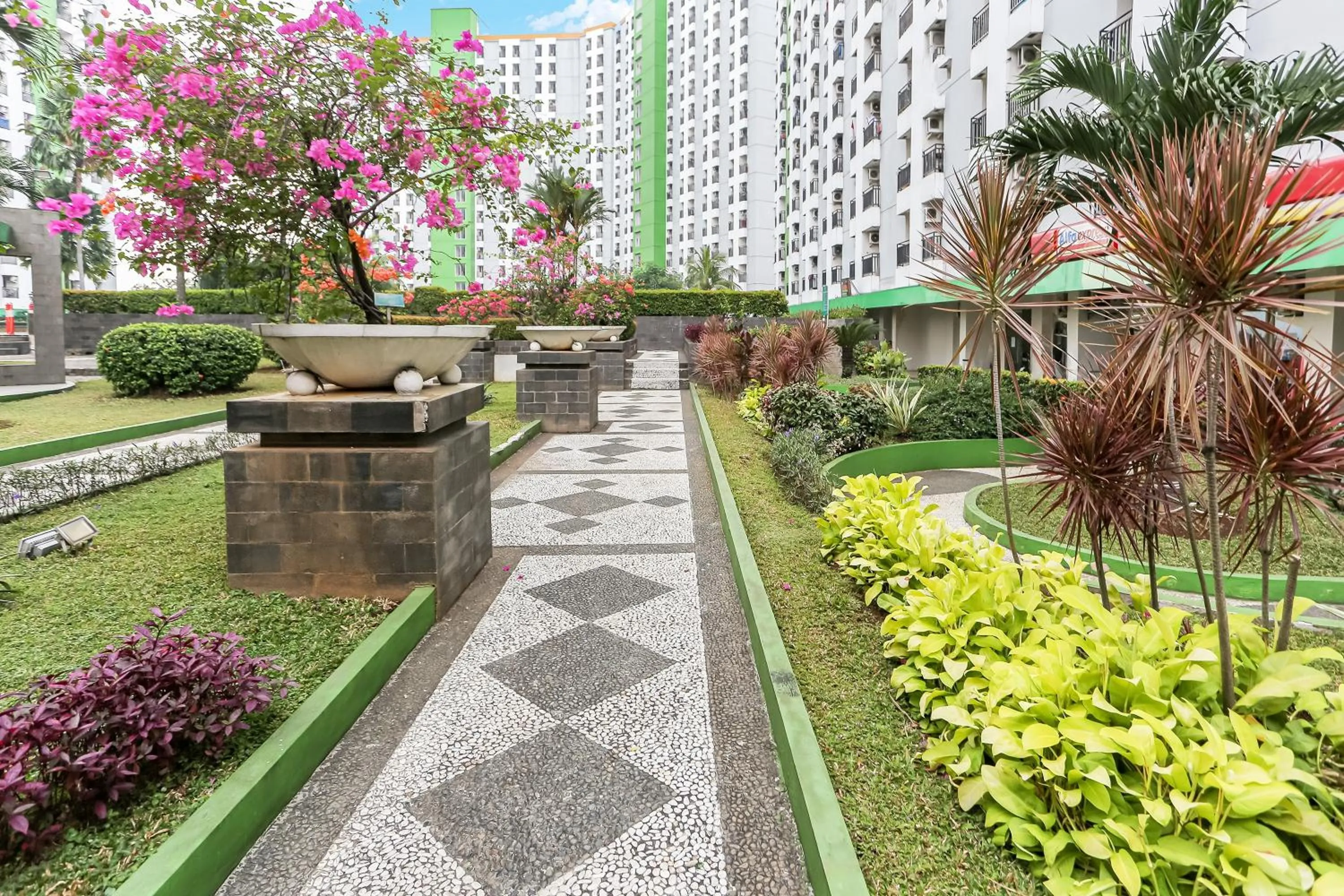Garden in Juragan Room