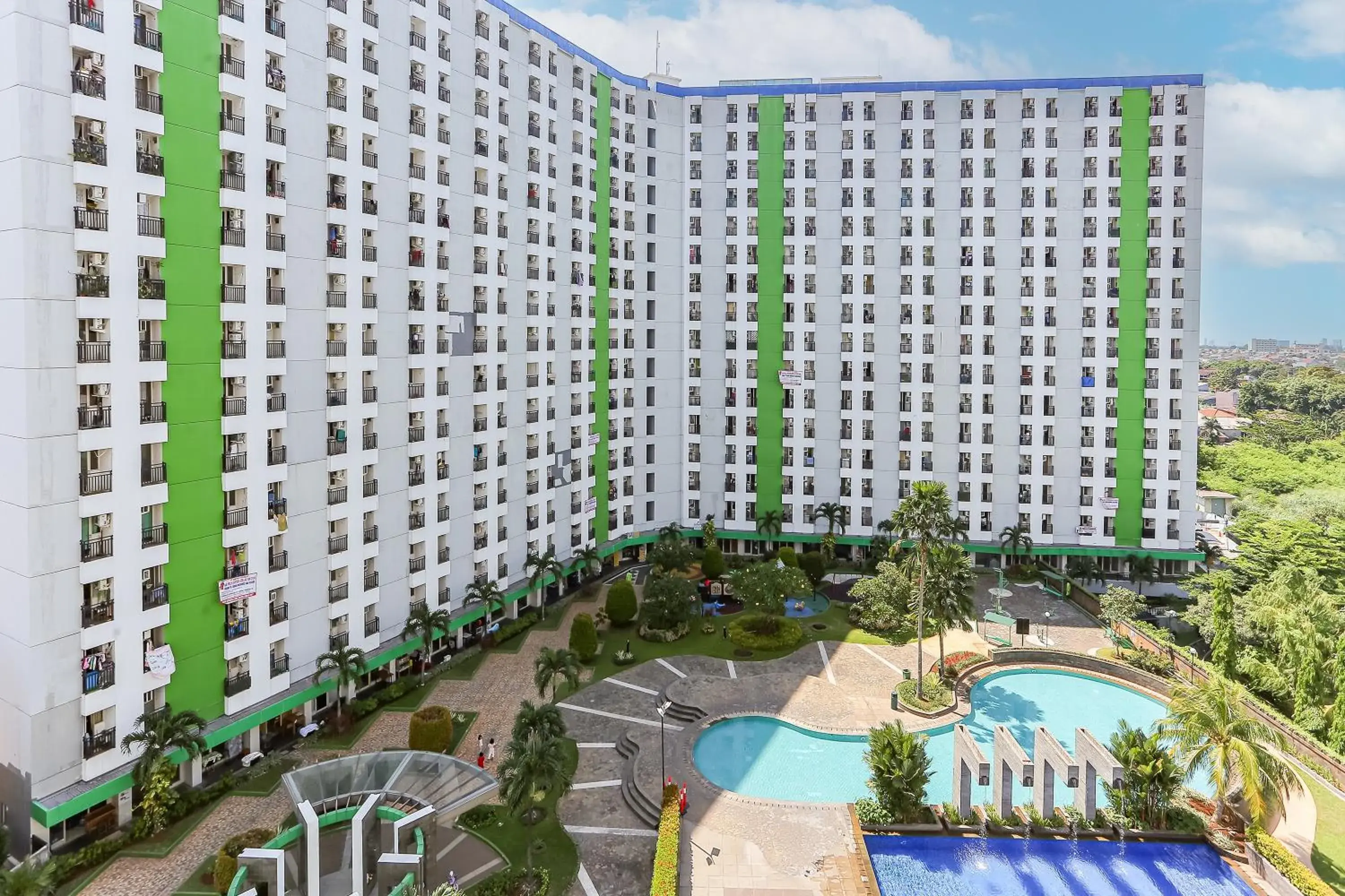 Property building in Juragan Room Property building in Juragan Room