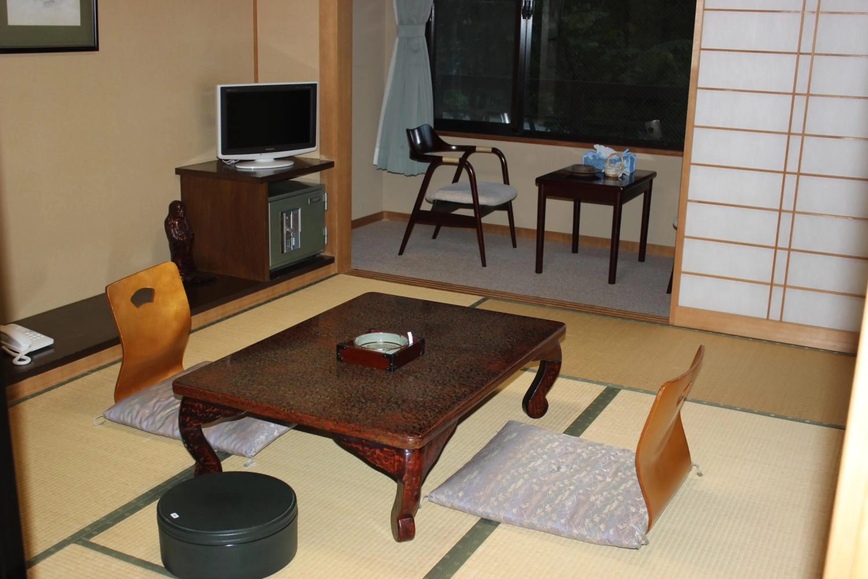 Decorative detail in Ryokan Tanaka