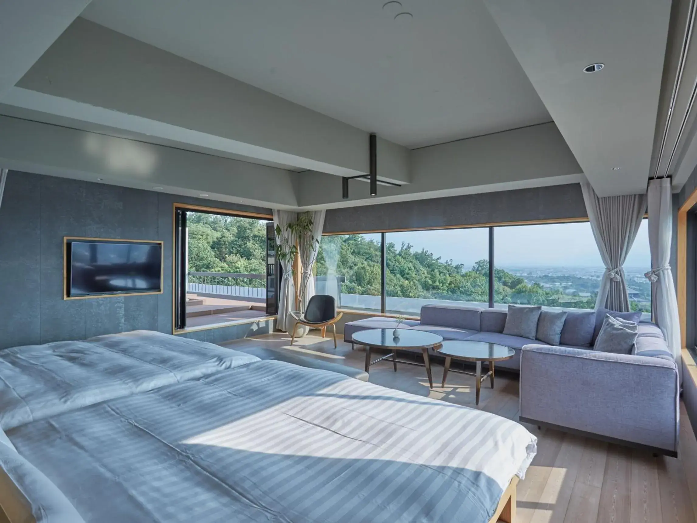 View (from property/room), Bed in ANDO HOTEL NARA Wakakusayama -DLIGHT LIFE & HOTELS- View (from property/room), Bed in ANDO HOTEL NARA Wakakusayama -DLIGHT LIFE & HOTELS-