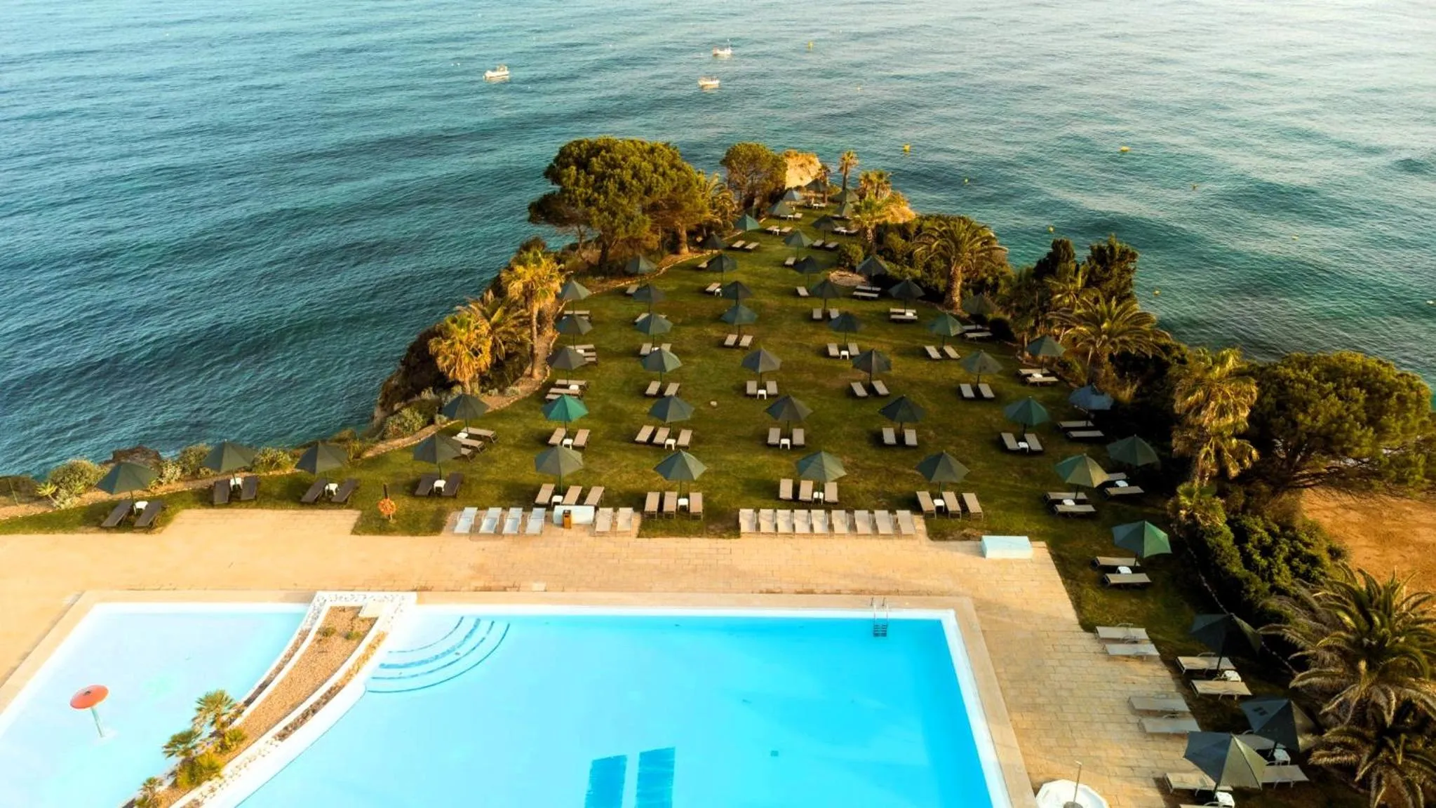 Swimming pool in Pestana Viking Beach & SPA Resort