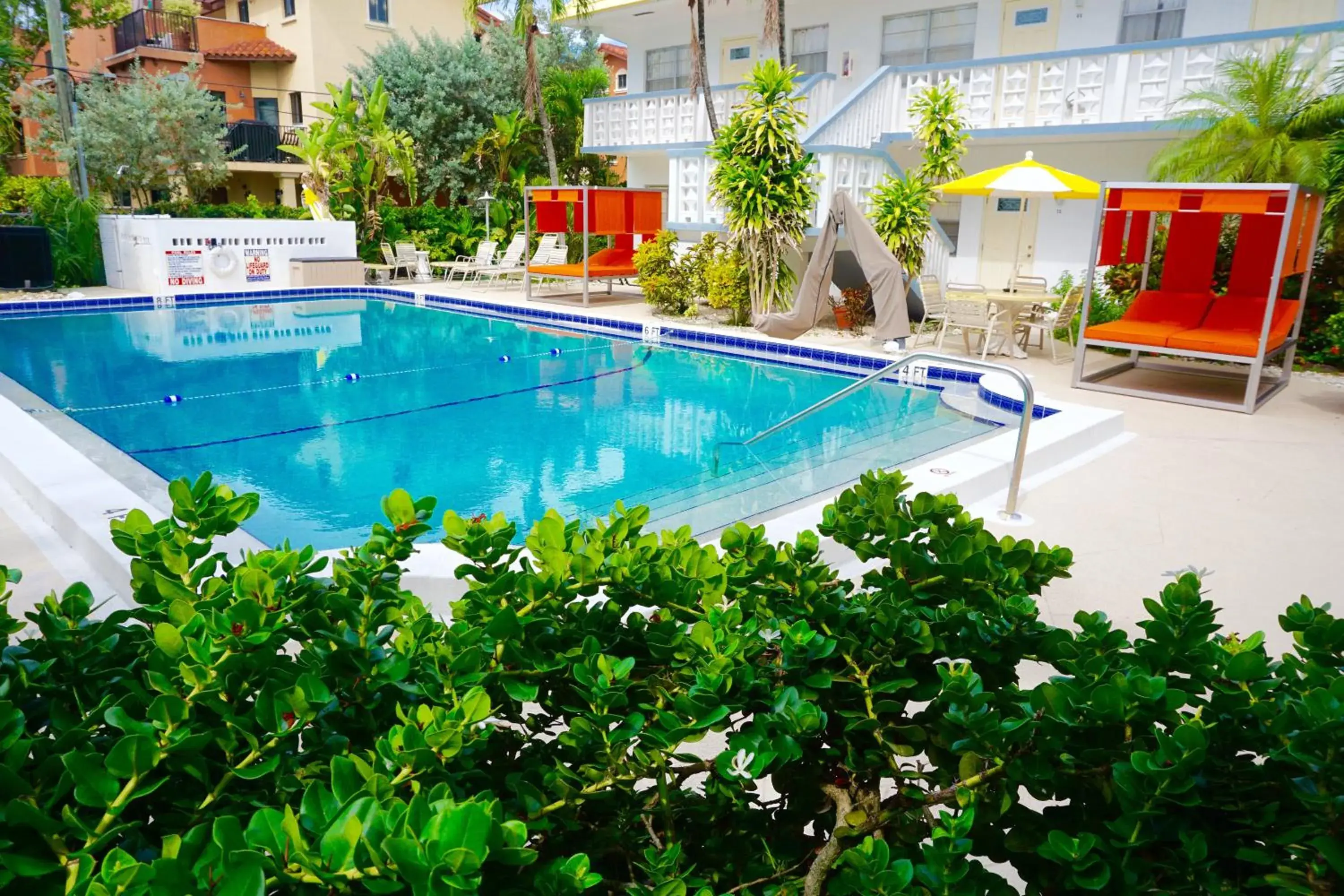 Property building in Club Lux Resort By The Beach Property building in Club Lux Resort By The Beach