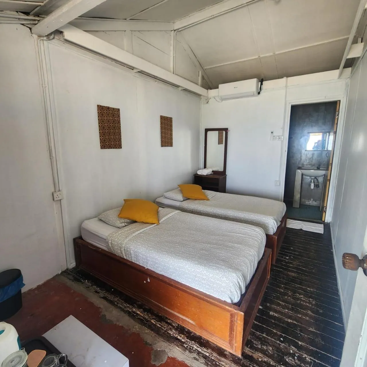 Bed in Coral Reef Holidays