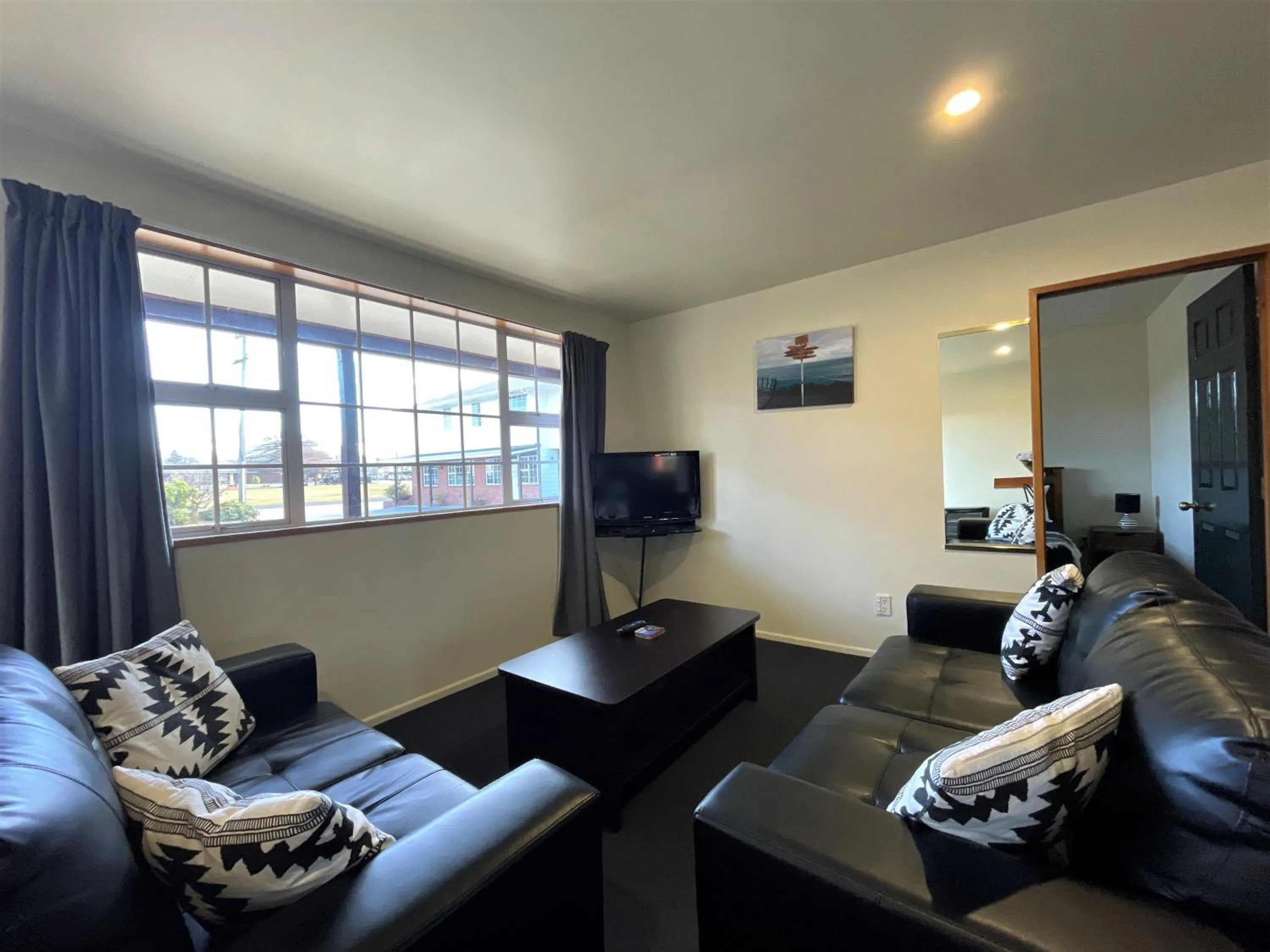 Seating area in Colonial Motel