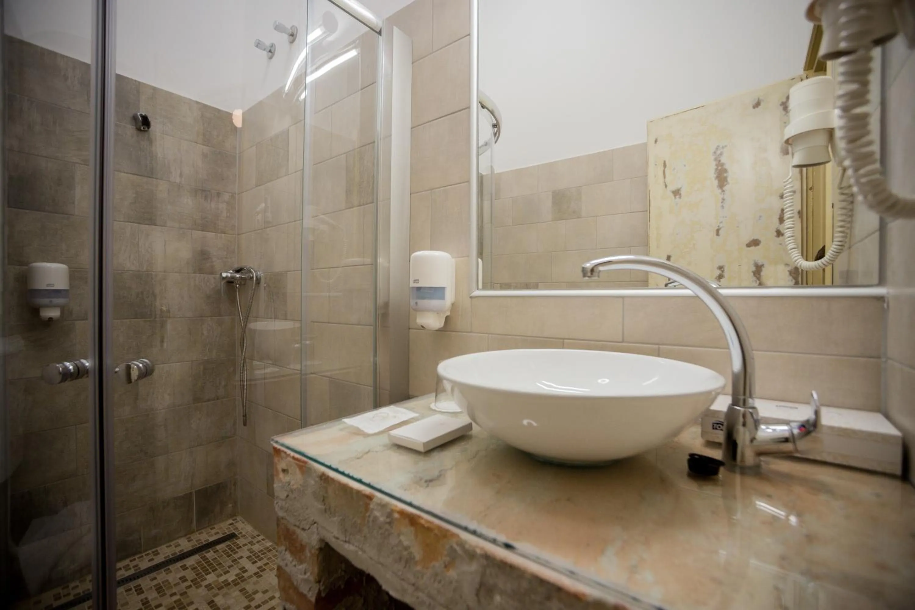 Toilet in Hotel Carpe Diem