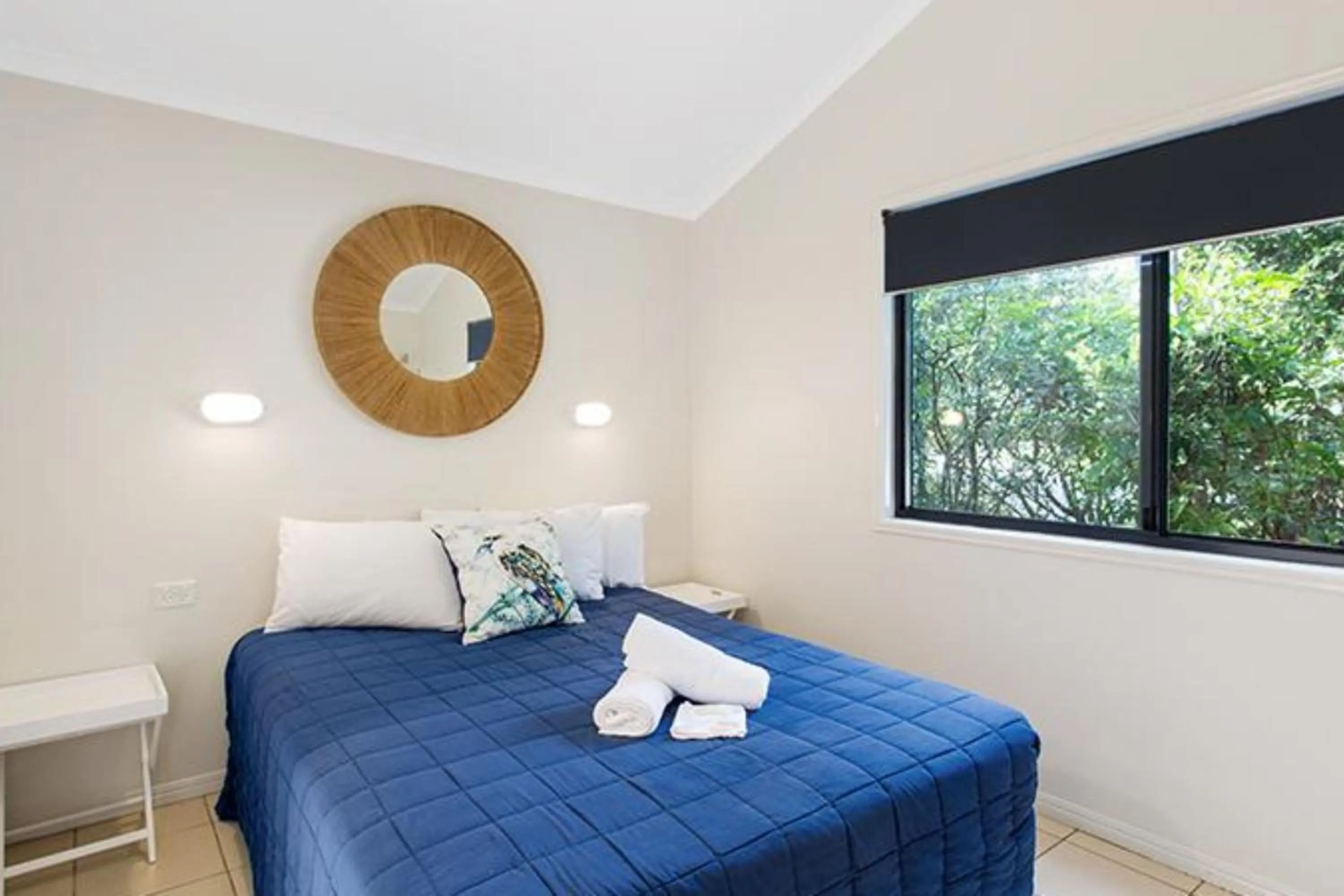 Bedroom, Bed in Landsborough Holiday Park