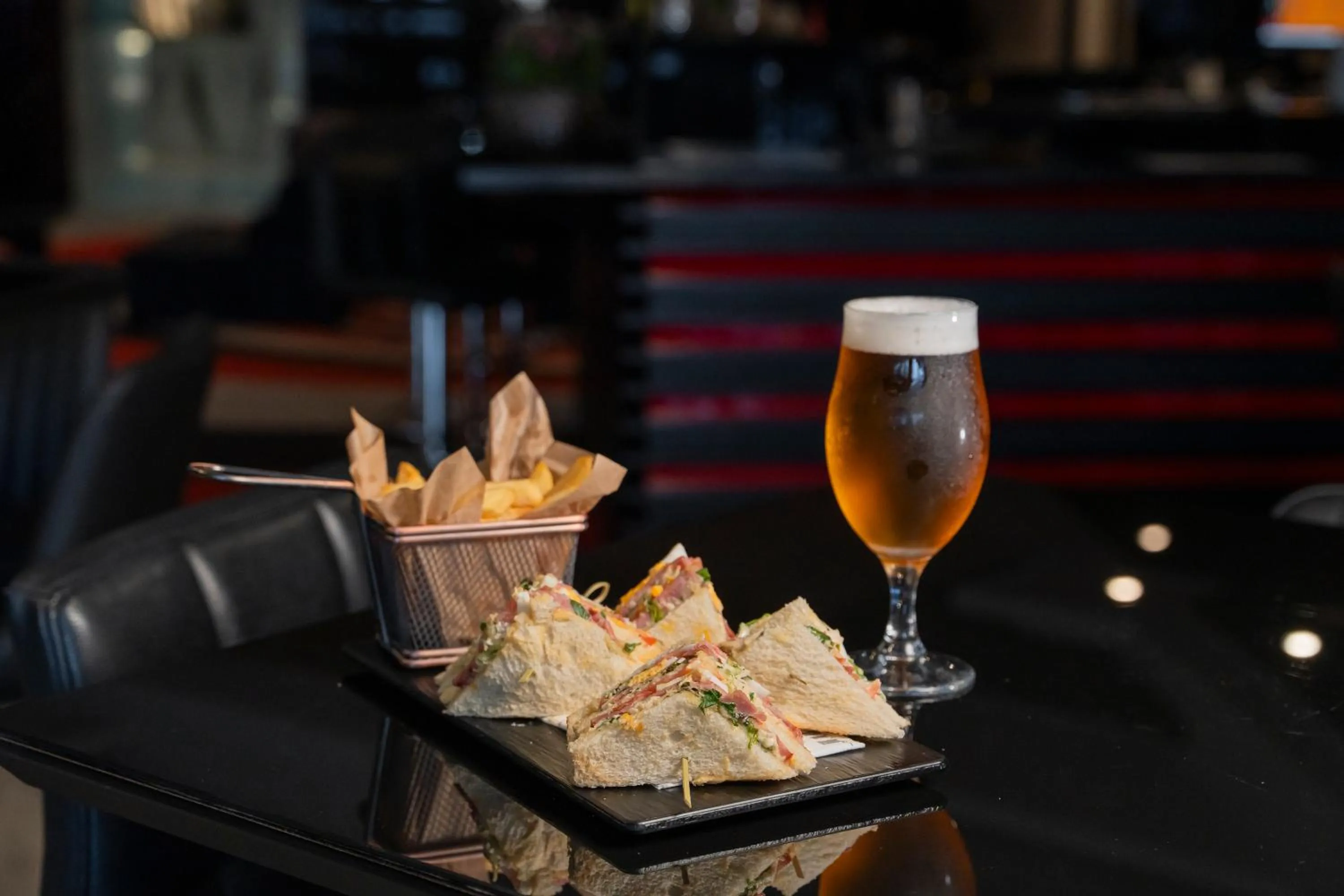 Restaurant/places to eat in HF Fénix Porto