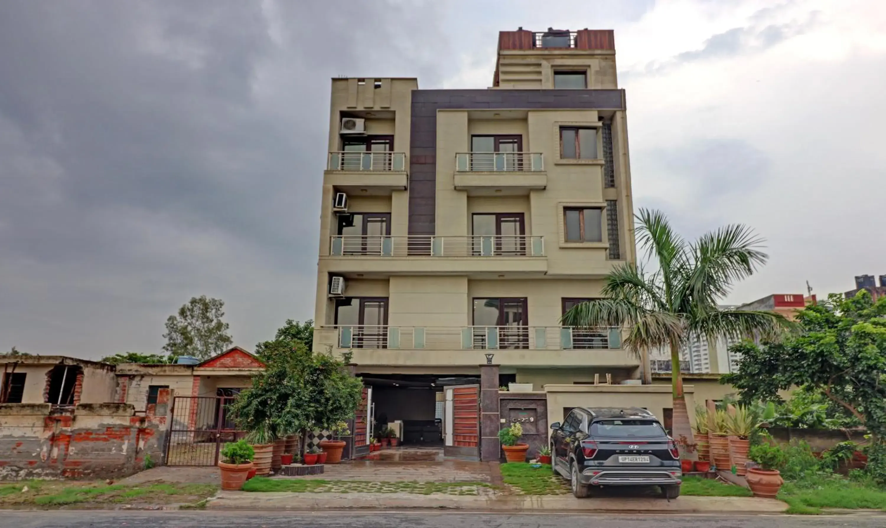 Property building in Itsy Hotels Hamlets Stay Property building in Itsy Hotels Hamlets Stay