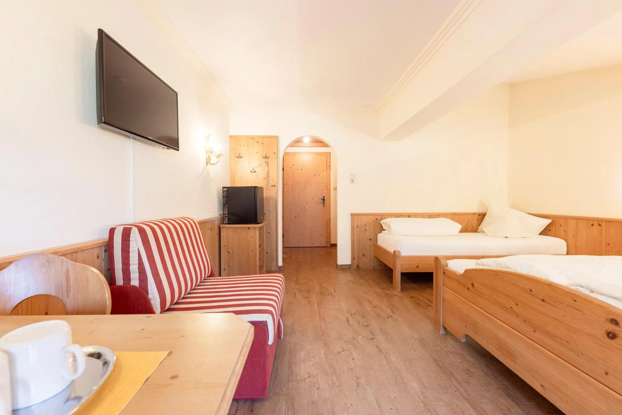 Photo of the whole room, Bed in Alpenpension Pfurtscheller