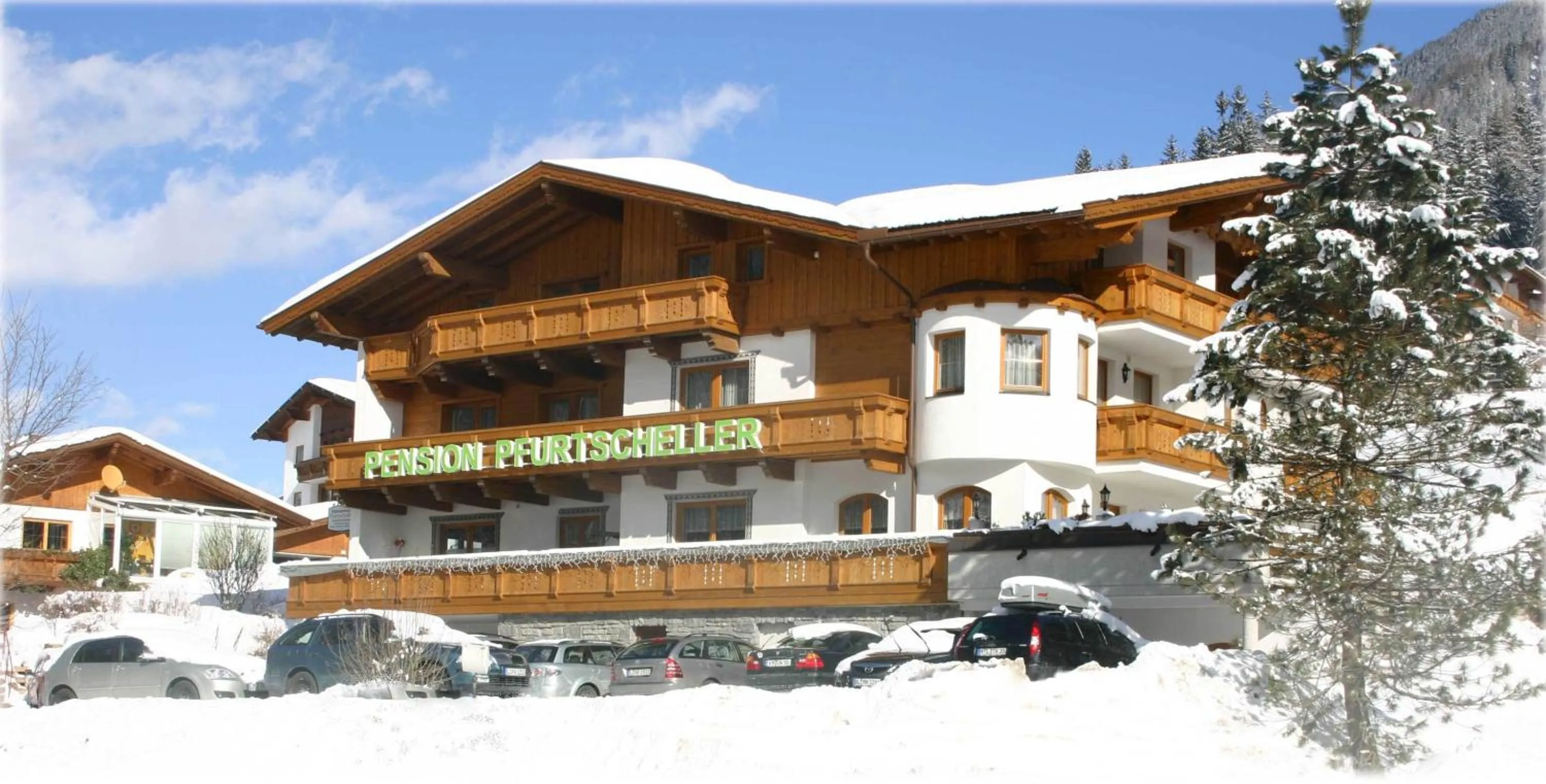 Facade/entrance in Alpenpension Pfurtscheller