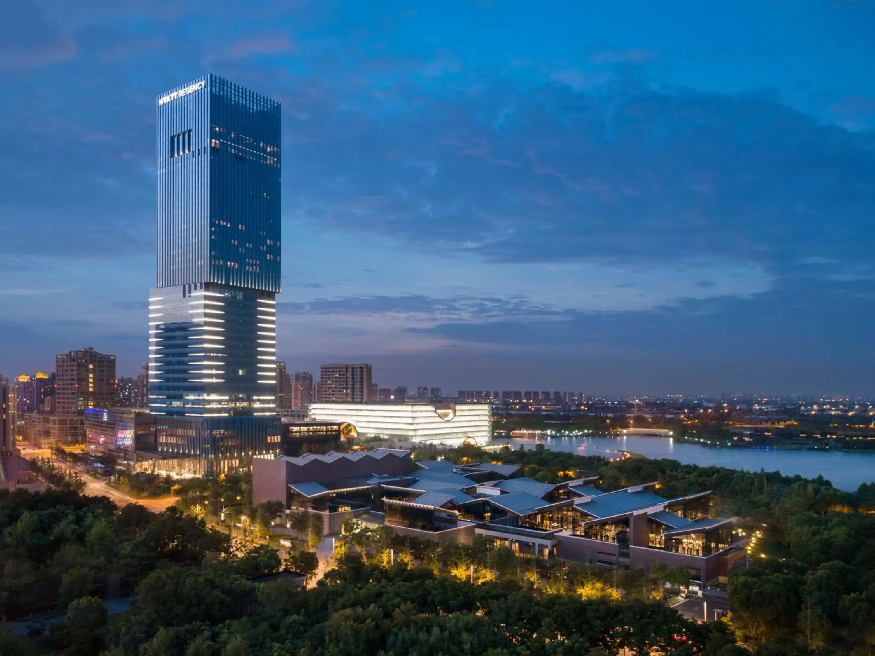 Facade/entrance in Hyatt Regency Shanghai Jiading Facade/entrance in Hyatt Regency Shanghai Jiading