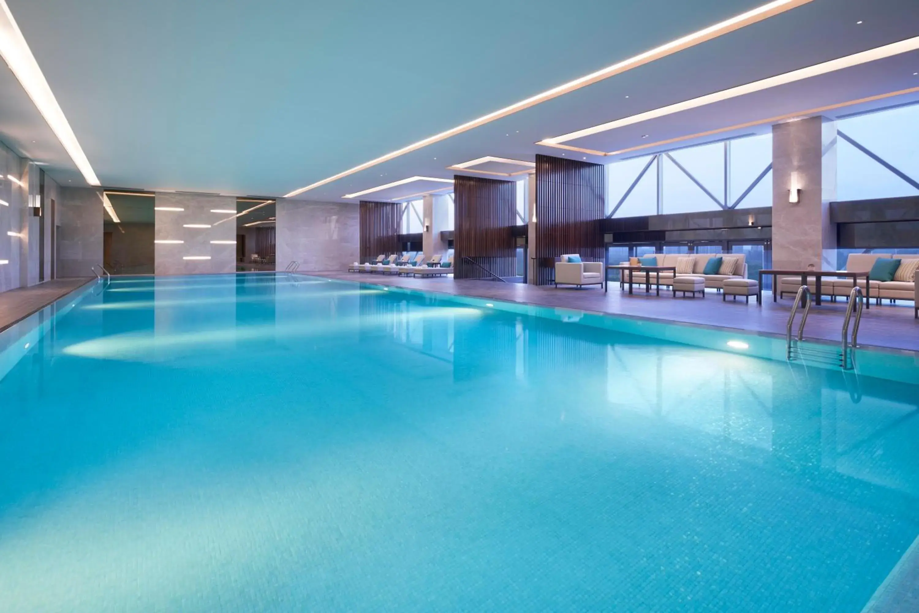 Swimming pool in Hyatt Regency Shanghai Jiading Swimming pool in Hyatt Regency Shanghai Jiading