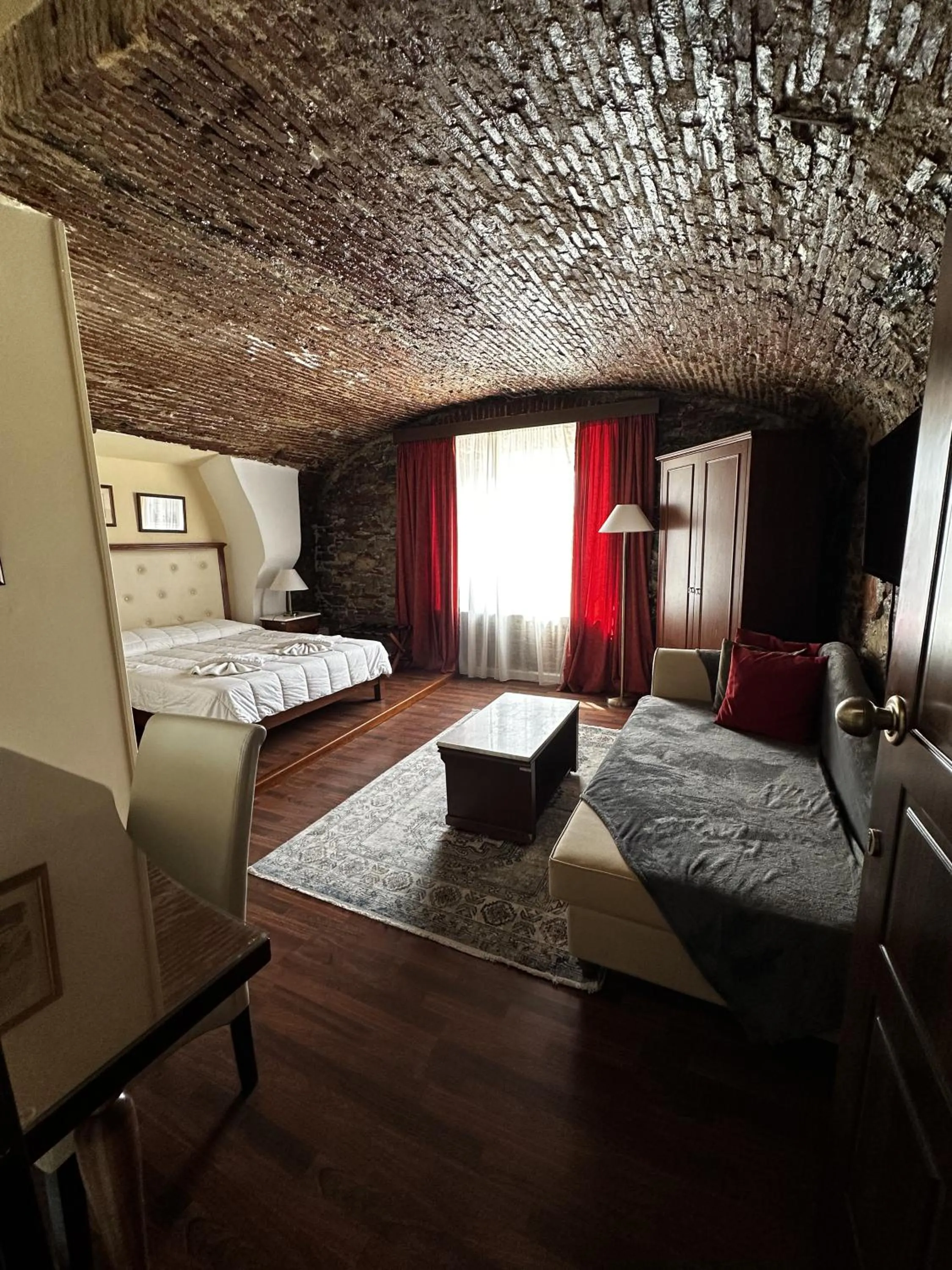 Bed in Hotel Aktaion Syros