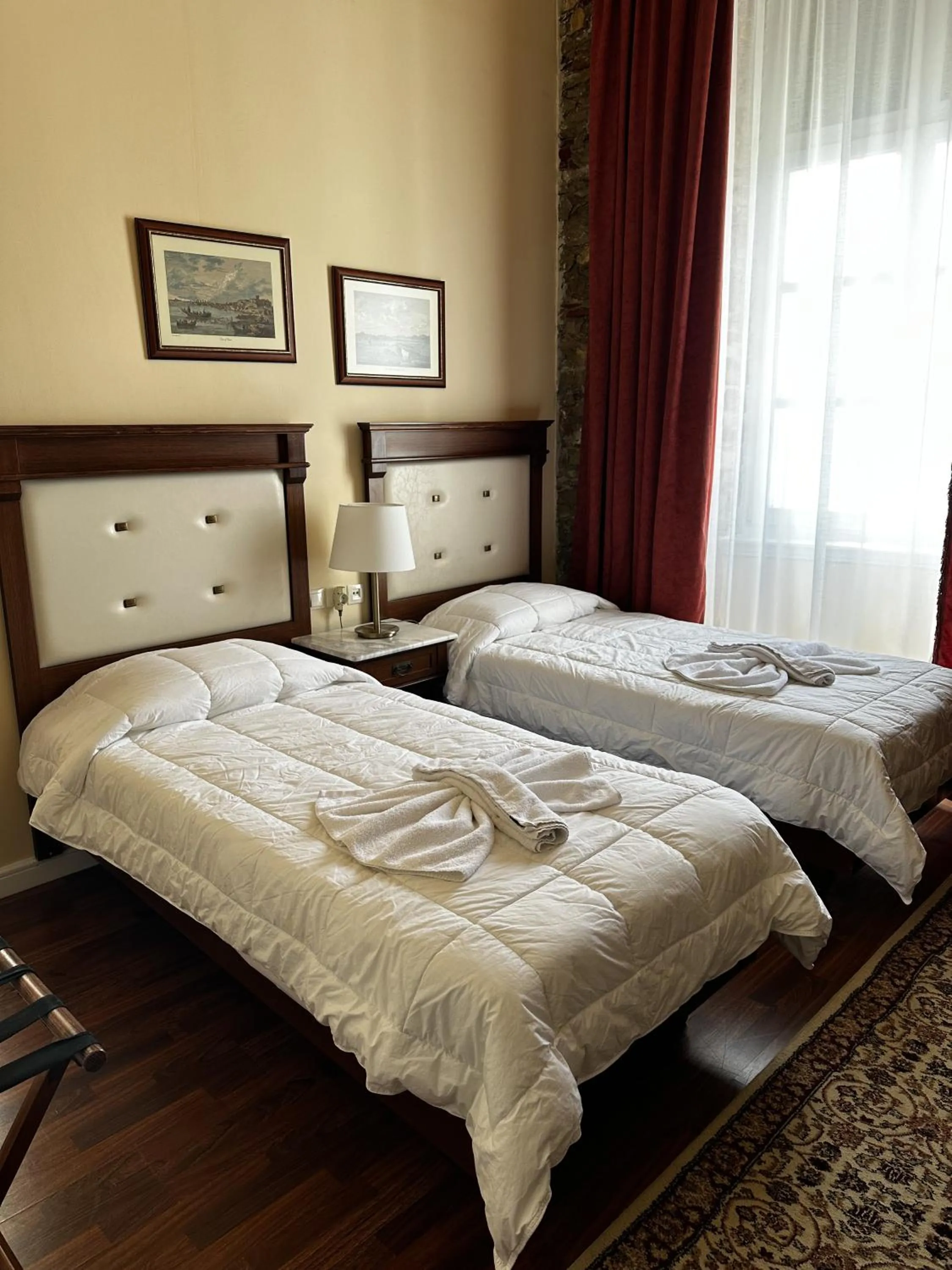 Bed in Hotel Aktaion Syros
