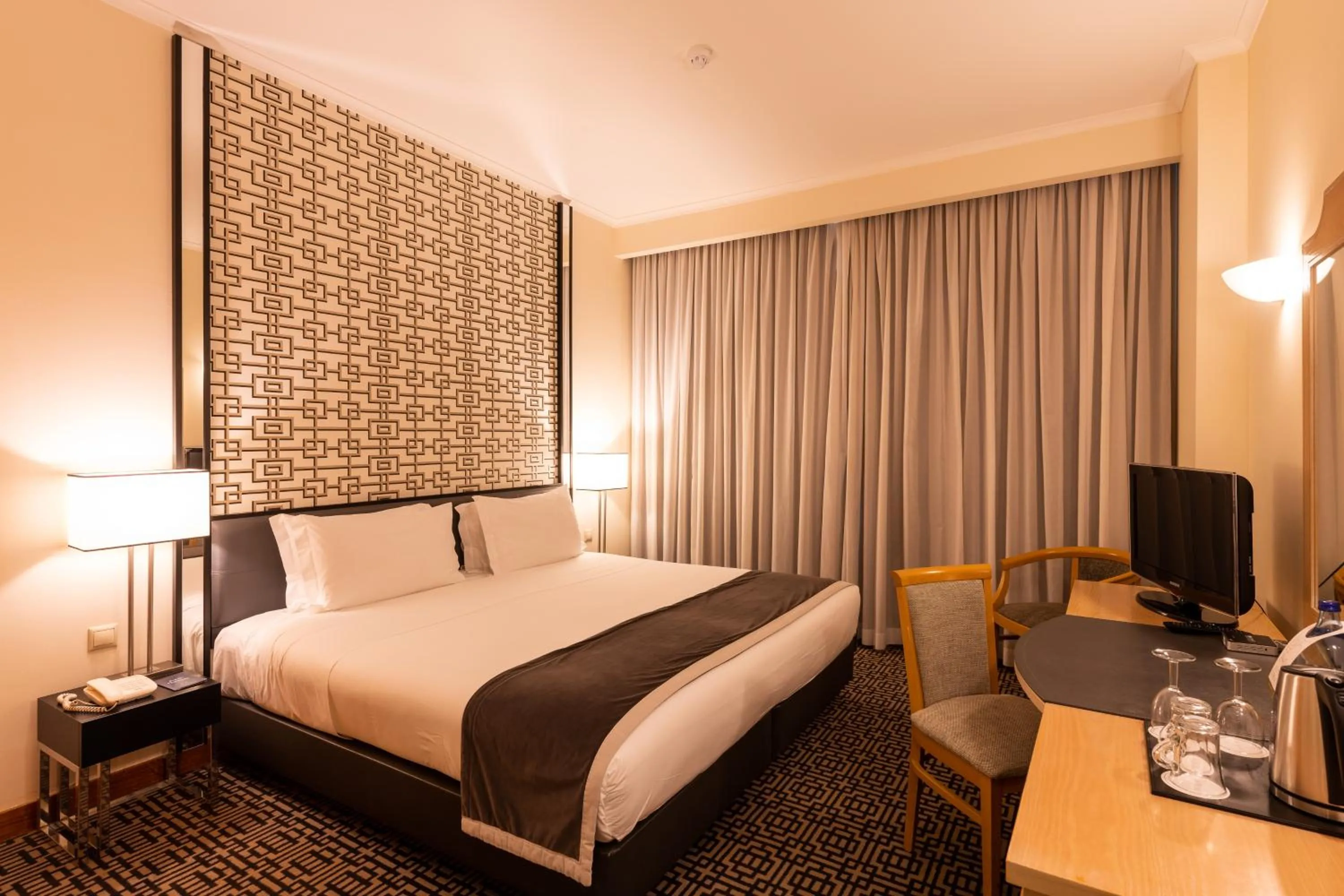 Bed in Hotel Mundial