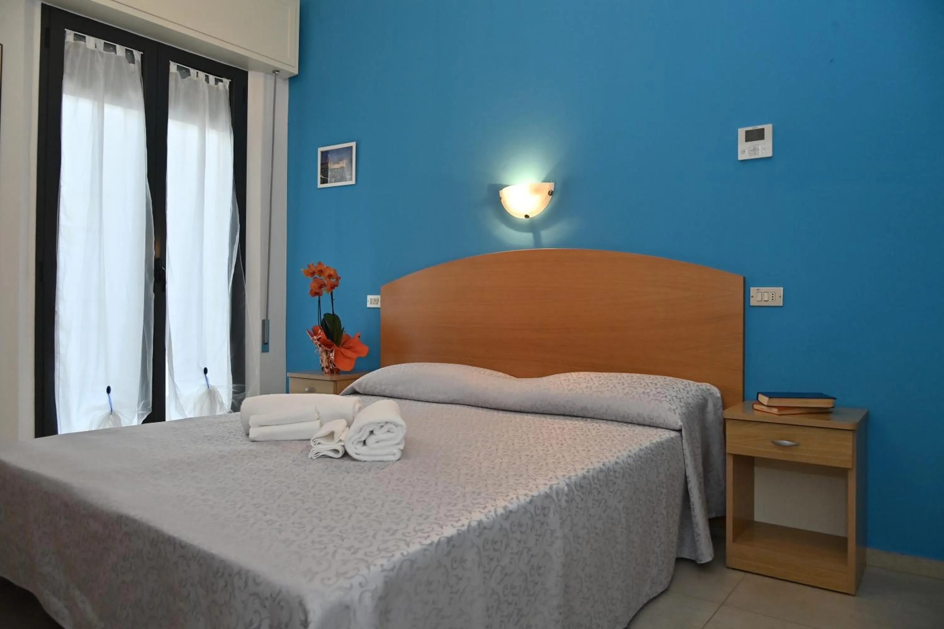 Photo of the whole room in Hotel ITALY