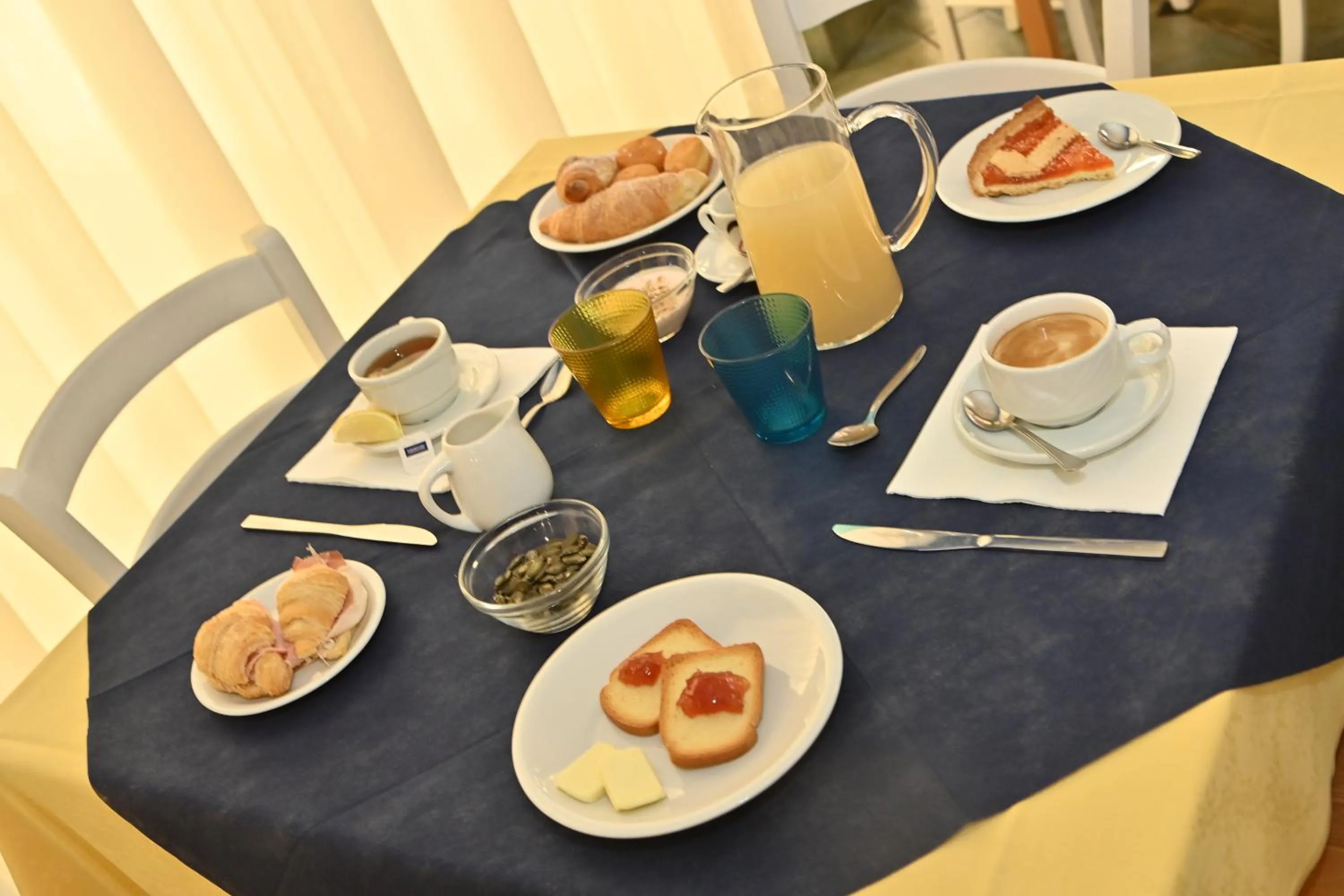 Breakfast in Hotel ITALY