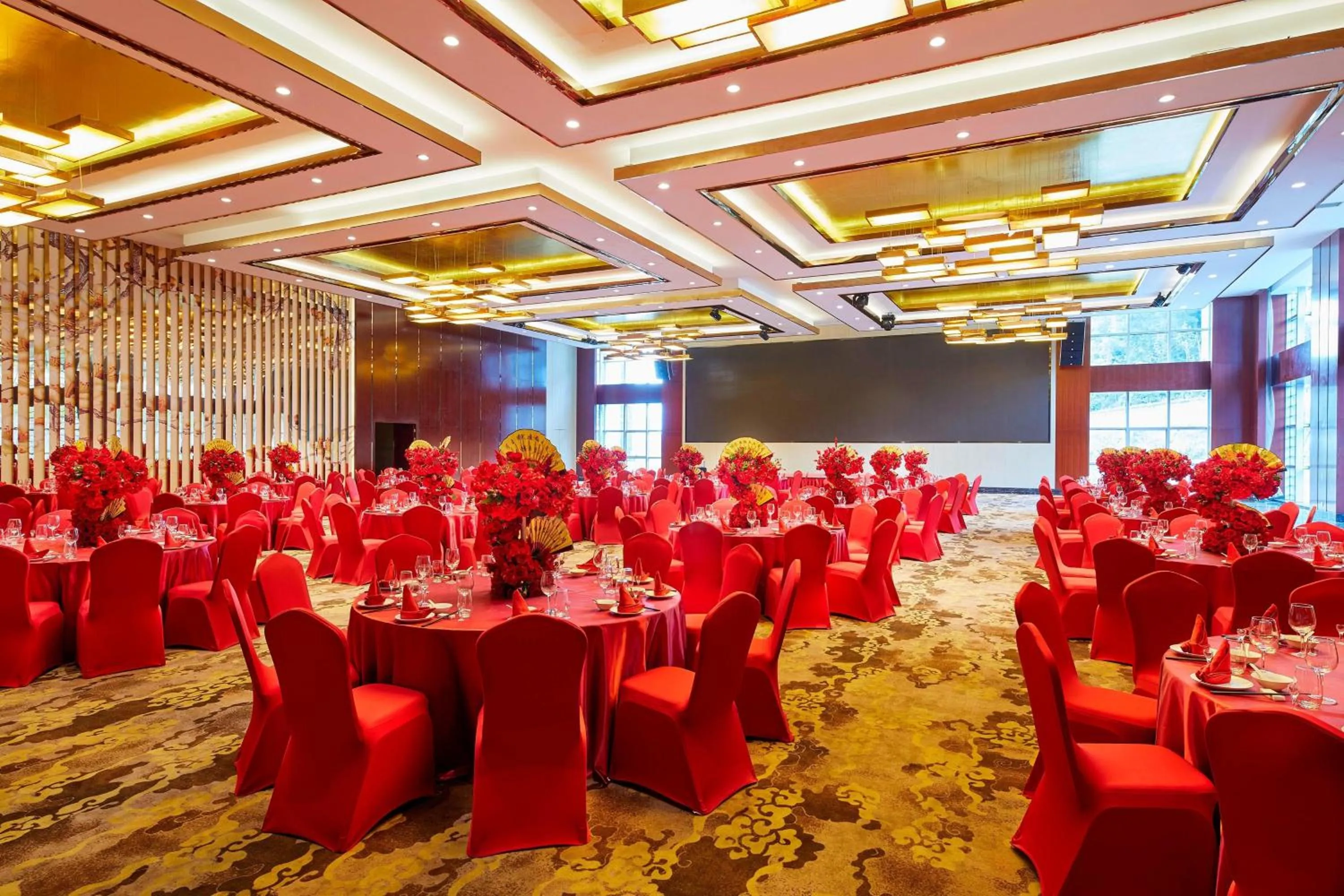 Meeting/conference room in Four Points by Sheraton Liupanshui