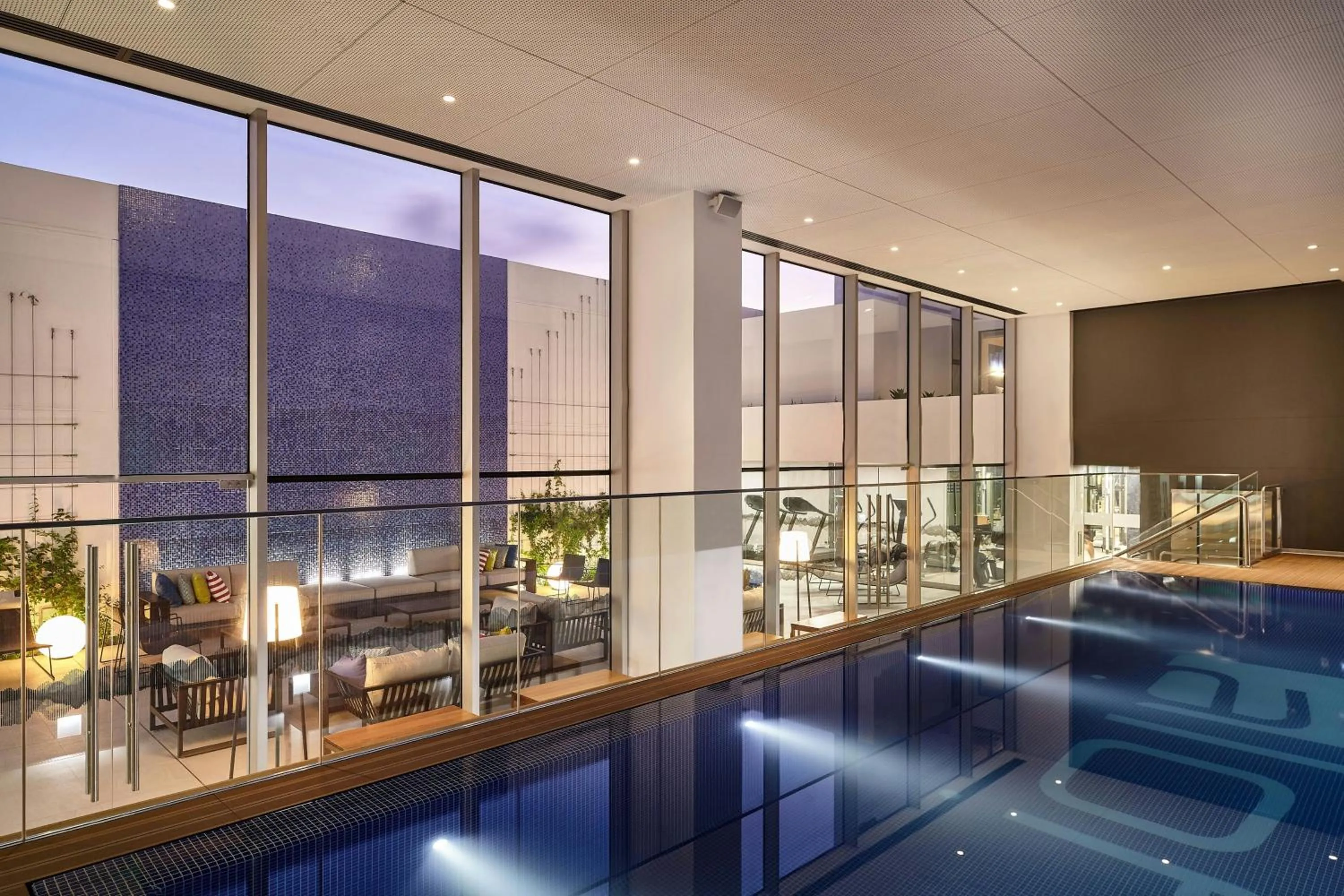 Swimming pool in Aloft Lima Miraflores