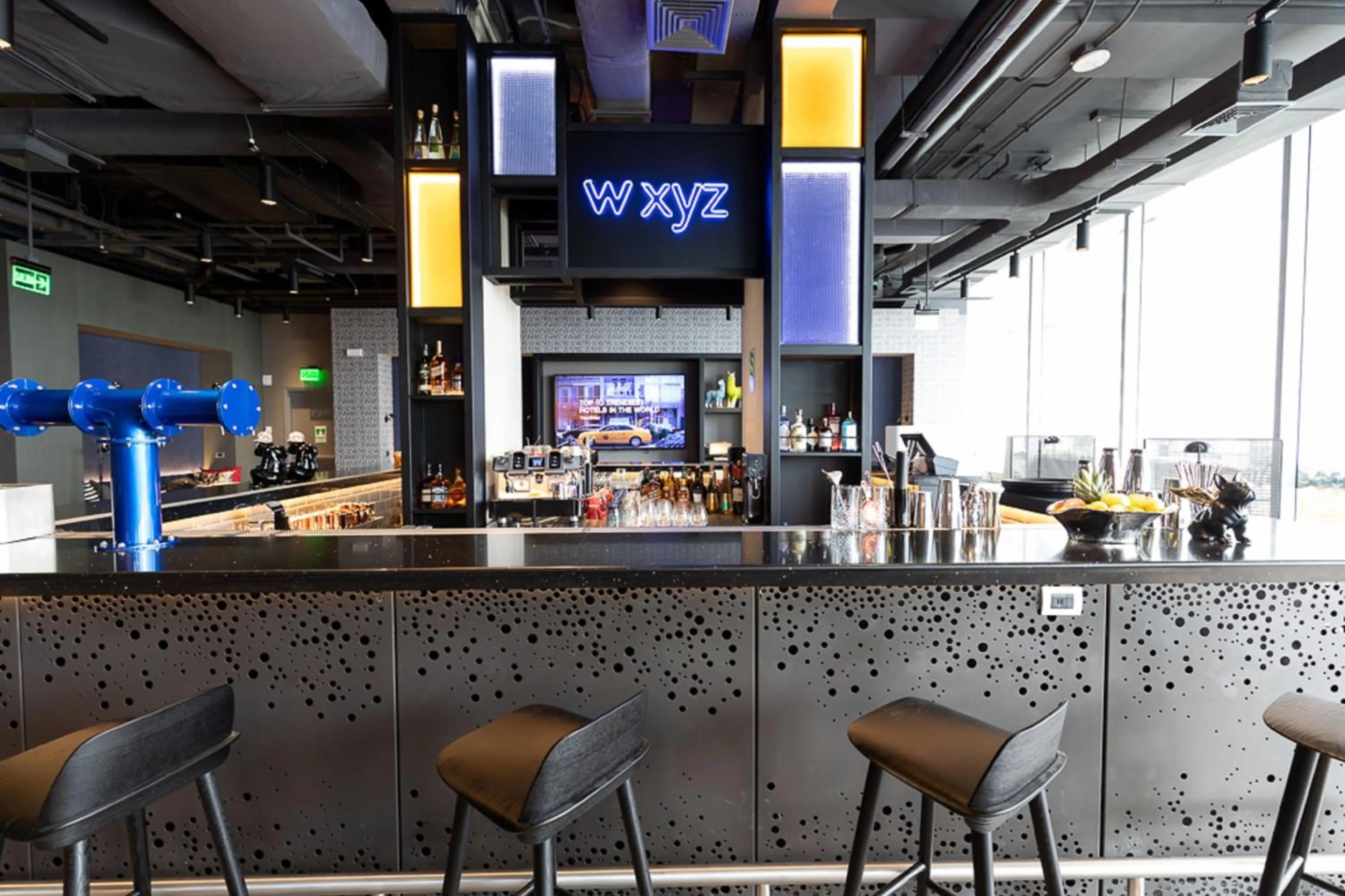 Lounge or bar in Aloft Lima Miraflores