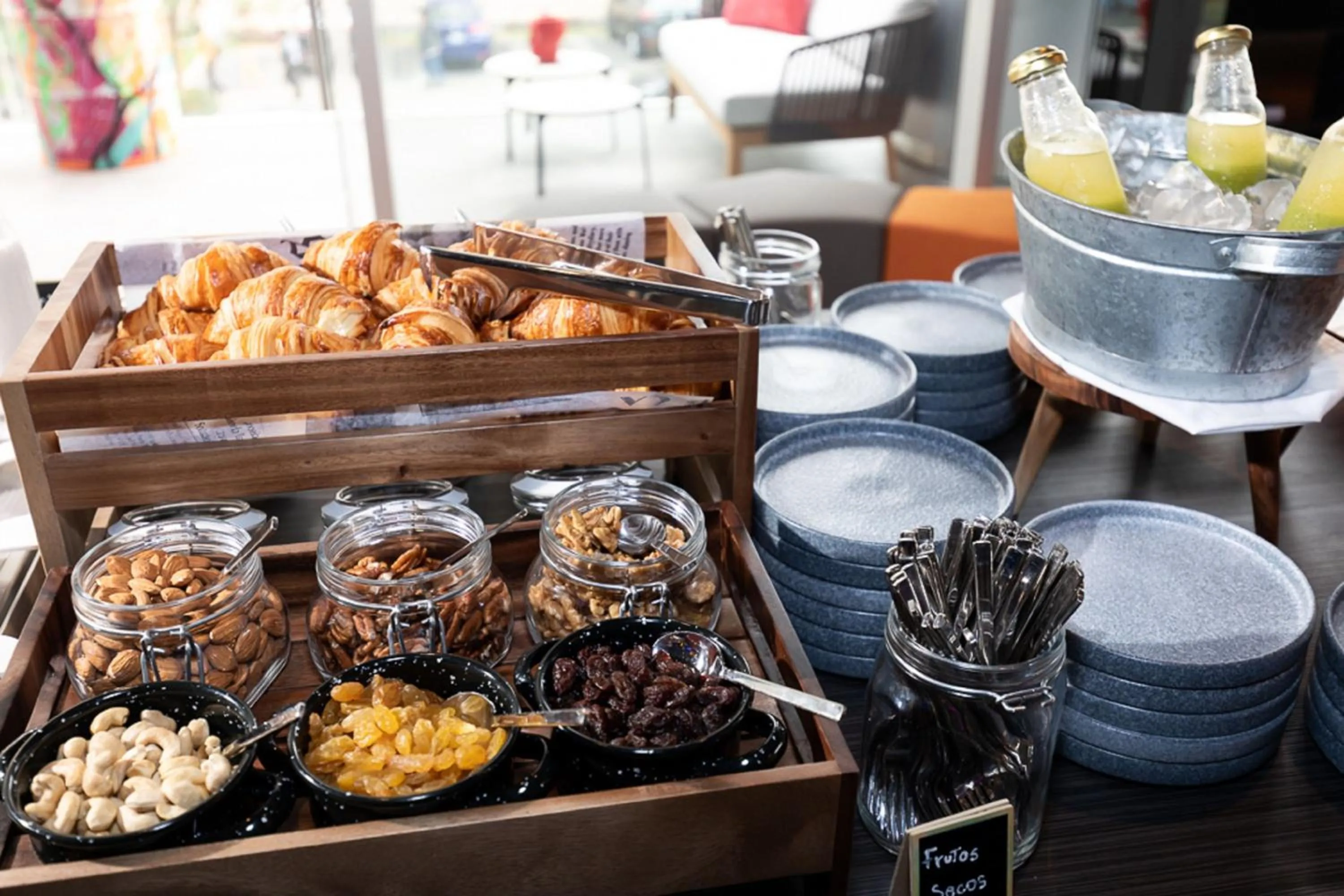 Breakfast in Aloft Lima Miraflores